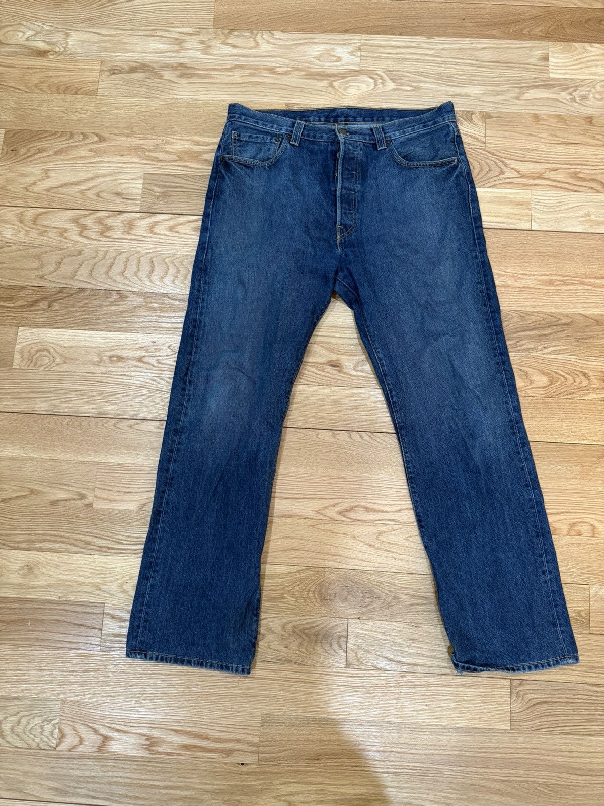 Levi's Levi’s 501 Original Fit Jeans – Dark Wash – 36W 32L Size US 36 / EU 52 - 1 Thumbnail