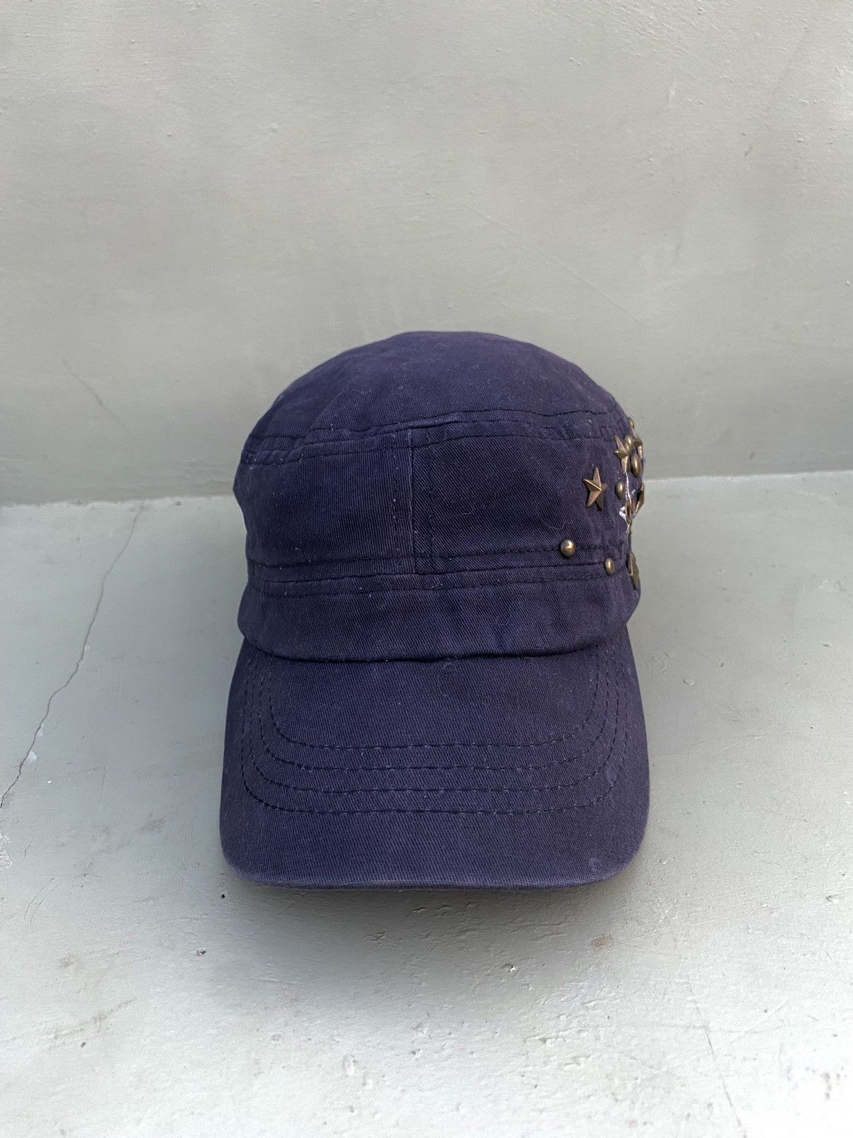 If Six Was Nine 2000s water ink ink show patrol hat studded star Size ONE SIZE - 4 Thumbnail