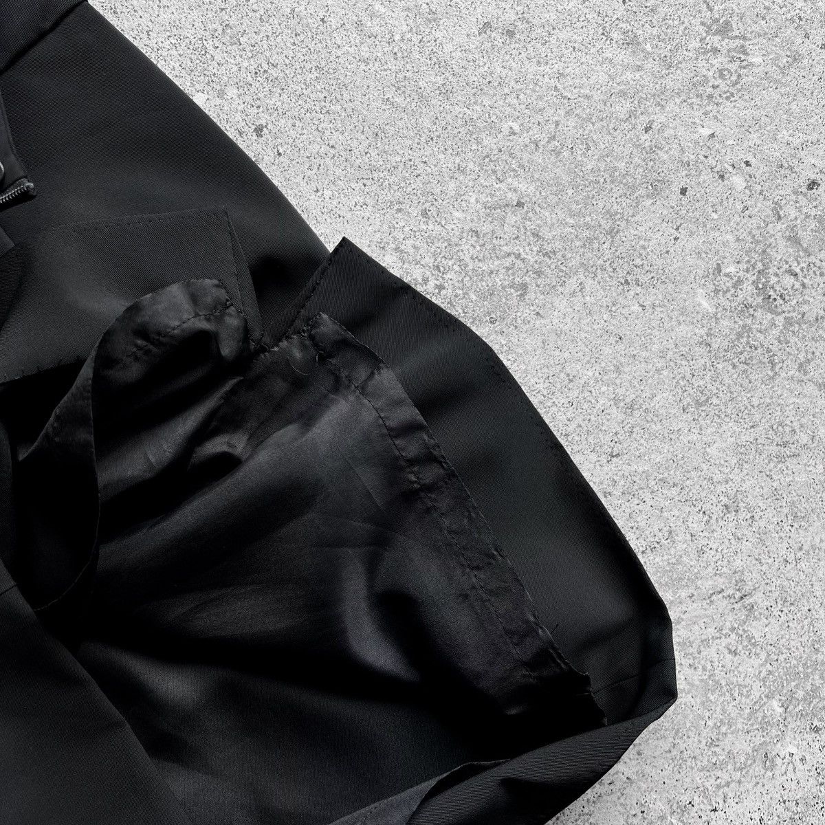 Designer Marc Aurel Women’s Black Solid Premium Skirt Size 27" / US 4 / IT 40 - 6 Thumbnail