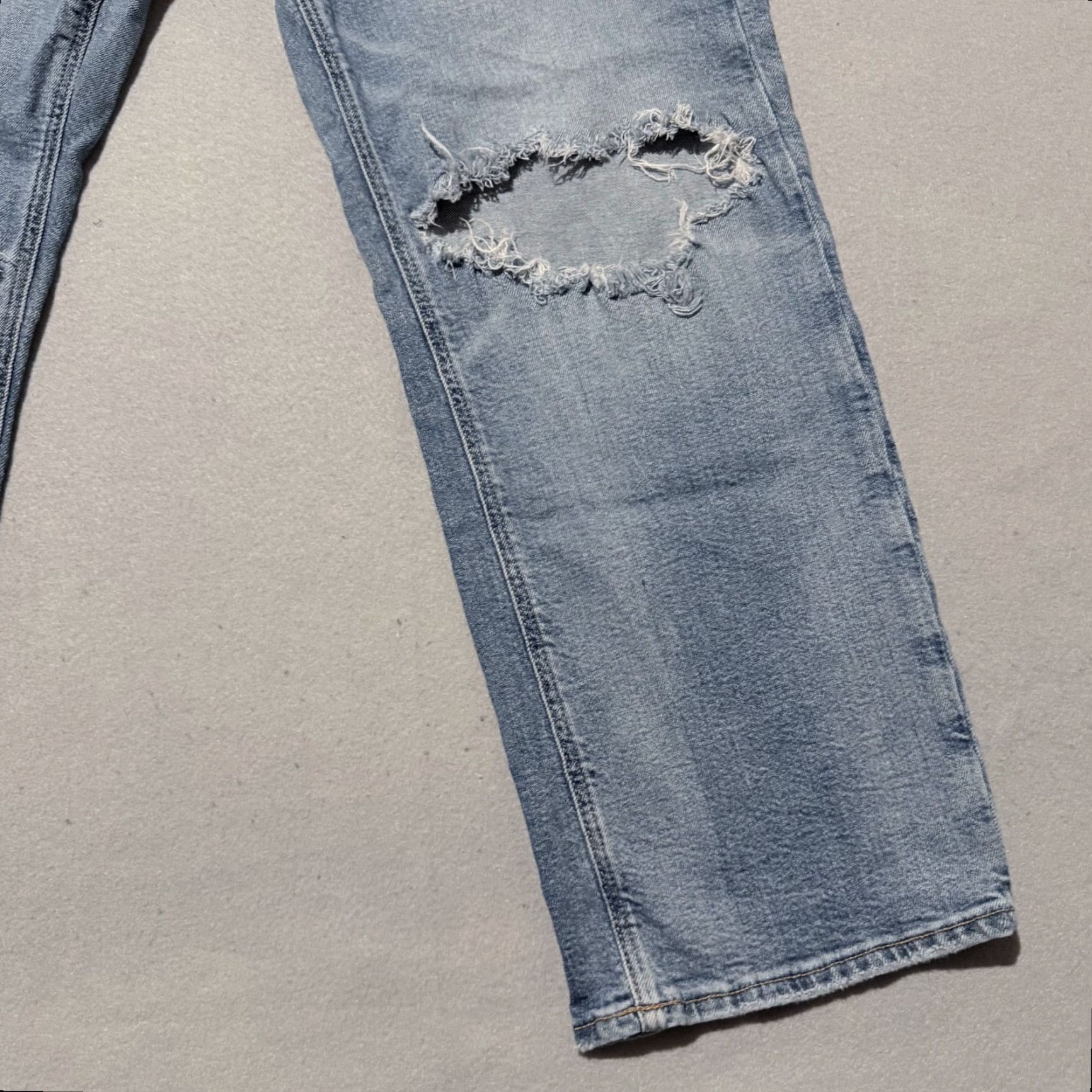 American Eagle Outfitters American Eagle Jeans Women Blue Denim Distressed Straight Stretch - 12 Short Size 34" / US 12 / IT 48 - 6 Thumbnail