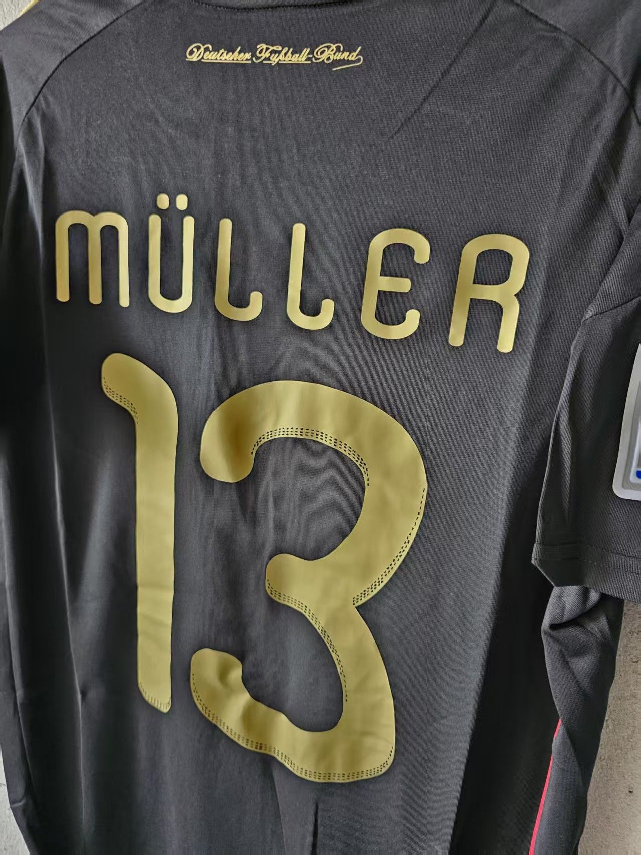 Other Thomas Müller Jersey 2010 Germany Size US S / EU 44-46 / 1 - 5 Thumbnail