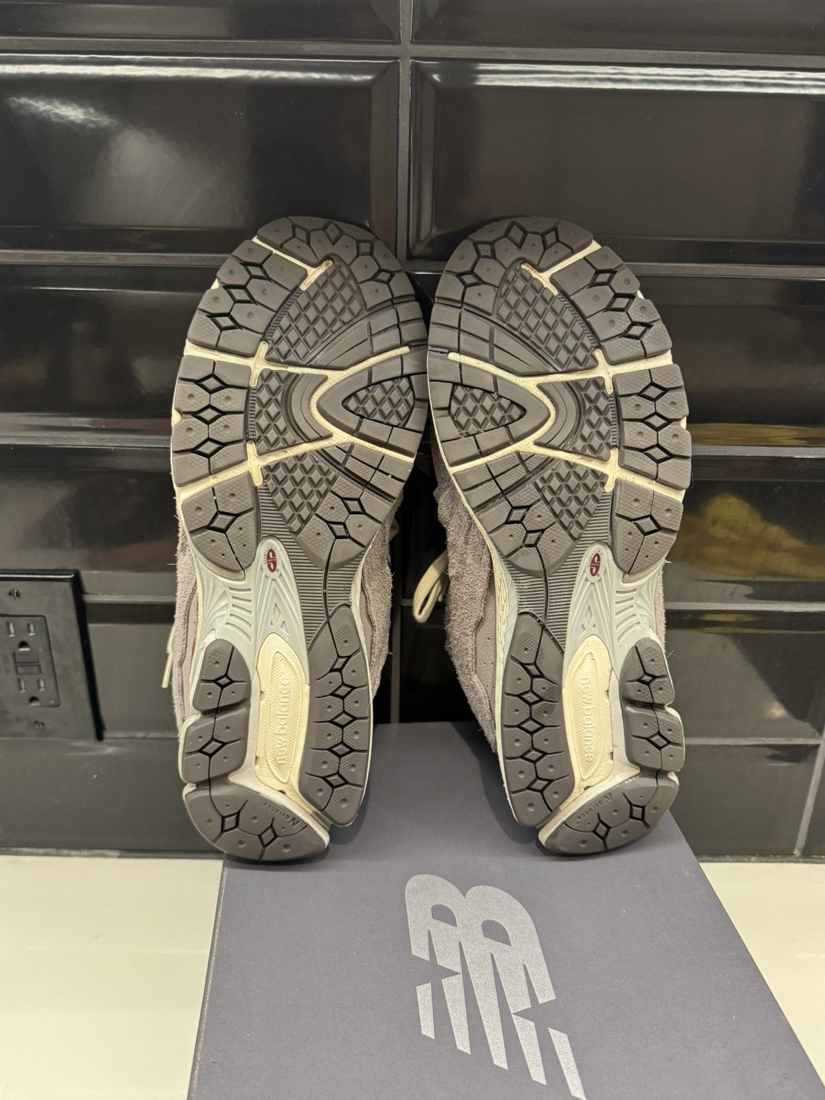 New Balance New Balance Protection Pack Lunar New Year / Dusty Lilac Size US 13 / EU 46 - 21 Thumbnail