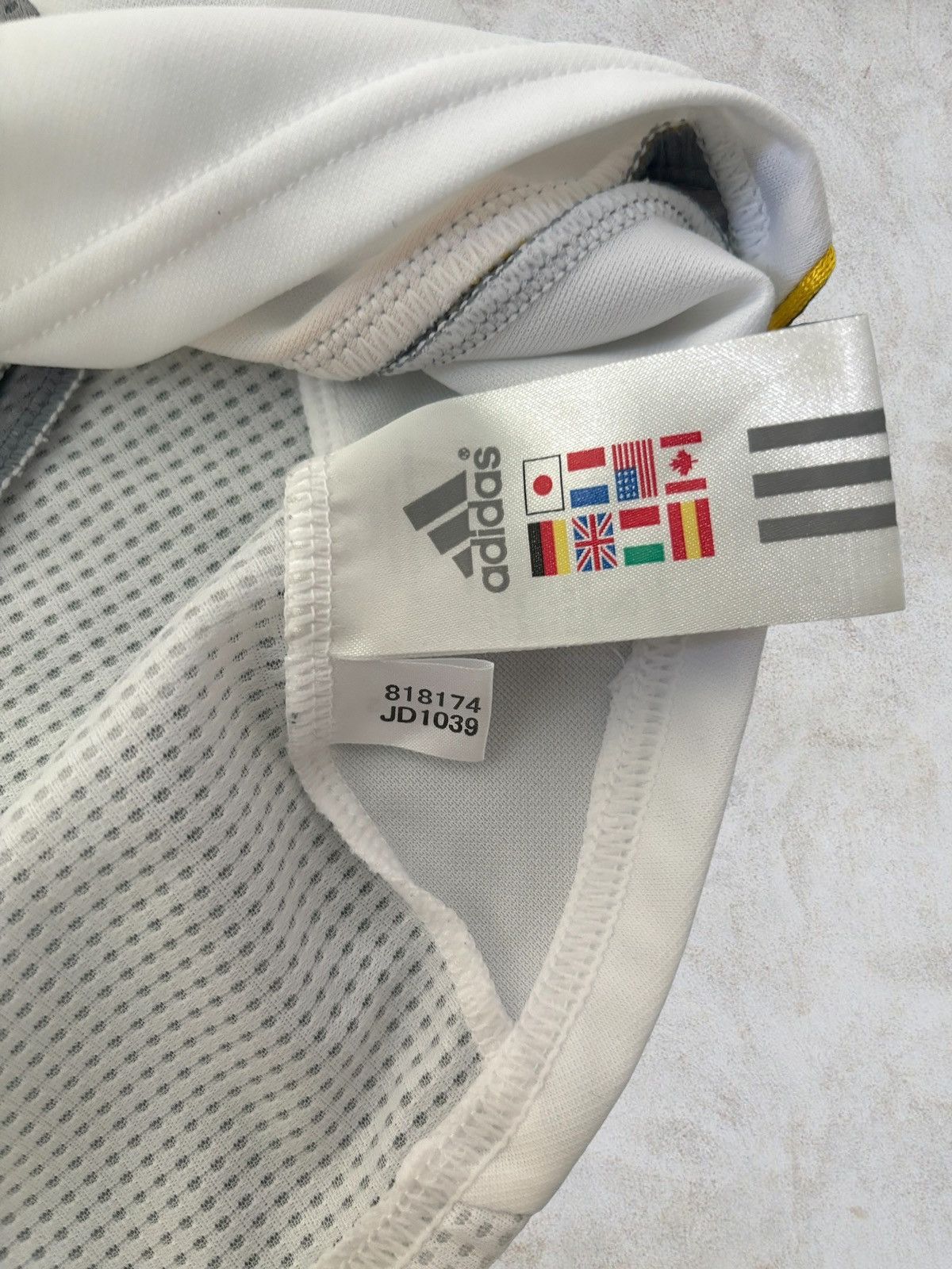 Adidas × Japanese Brand Japan 2006 away jersey with Nakata new with tags Size US S / EU 44-46 / 1 - 4 Thumbnail