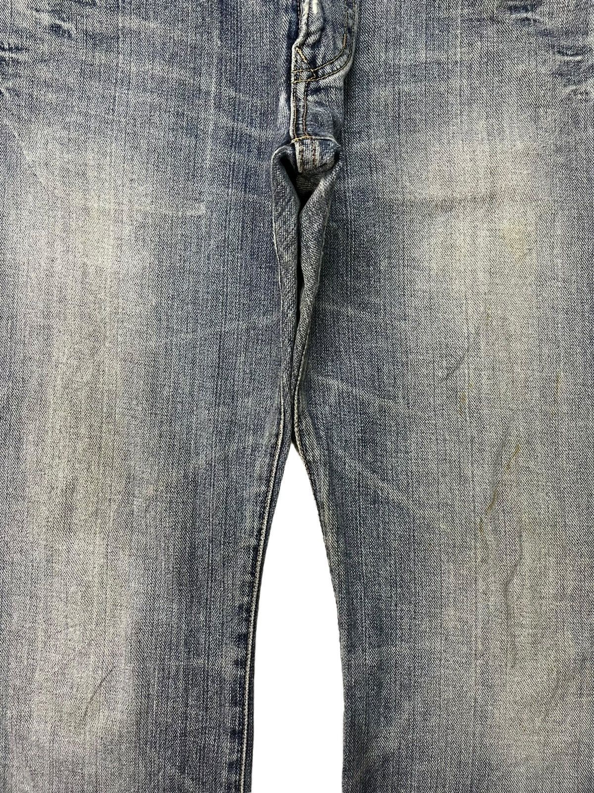 Edwin × Japanese Brand Exclusive Vintage Edwin Light Wash Distressed Loose Jeans Size US 33 - 5 Thumbnail