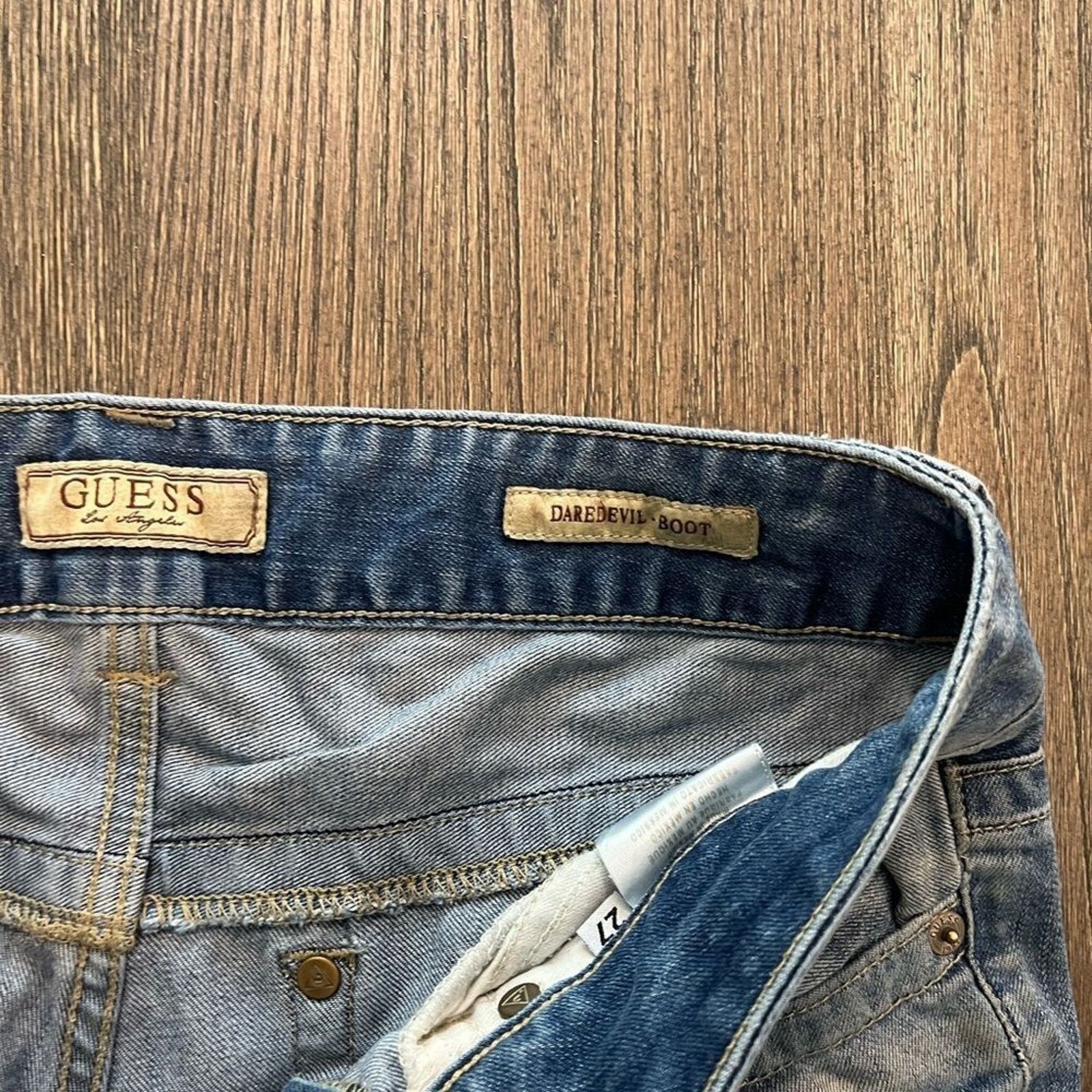 Guess Guess Daredevil Boot Cutoff Shorts Light Wash Denim Size 27 Size 27" / US 4 / IT 40 - 6 Thumbnail
