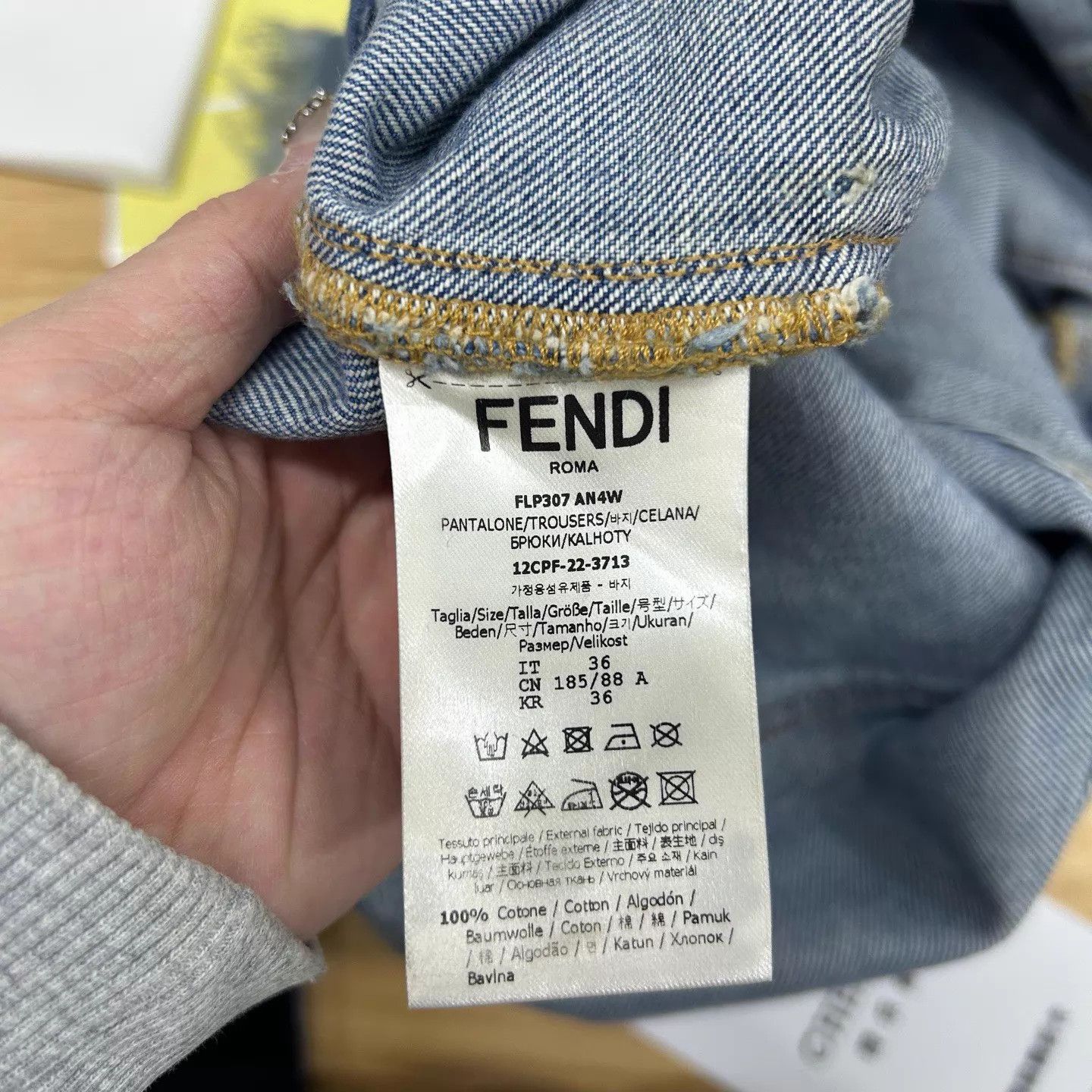 Fendi Fendi 99 New Denim Shorts Size 36 Size 25" / US 0 / IT 36 - 4 Thumbnail
