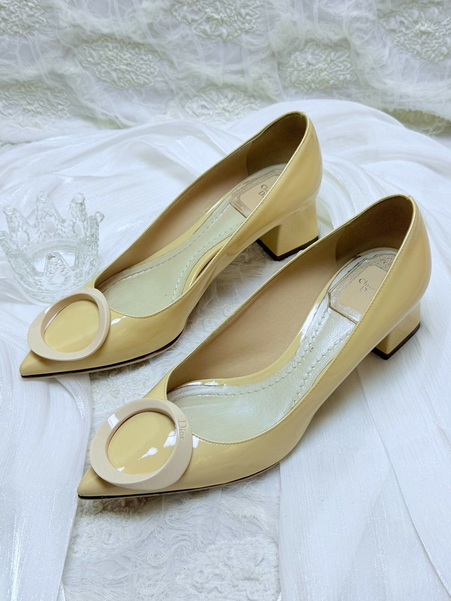 Dior Dior Yellow Lowtop Sneakers us_5 Women Size US 5 / IT 35 - 1 Thumbnail