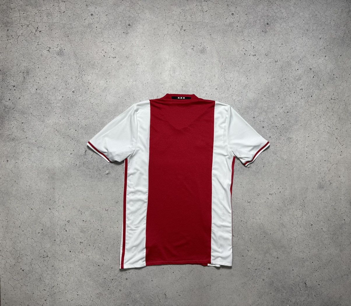 Adidas Adidas FC Ajax Amsterdam 2016/2017 Soccer Jersey Vintage Size US S / EU 44-46 / 1 - 2 Thumbnail