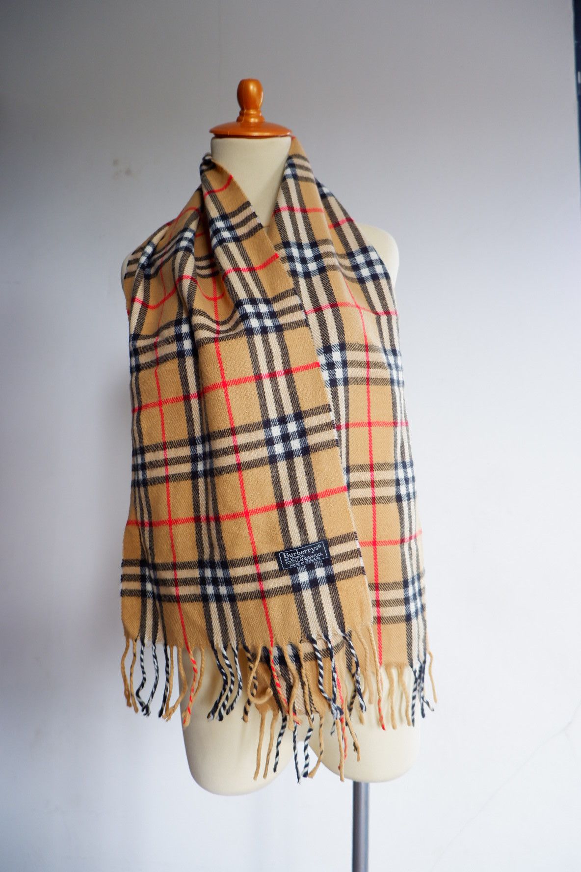 Burberry Vintage Burberry Tan Lambswool Scarfs Size ONE SIZE - 1 Thumbnail