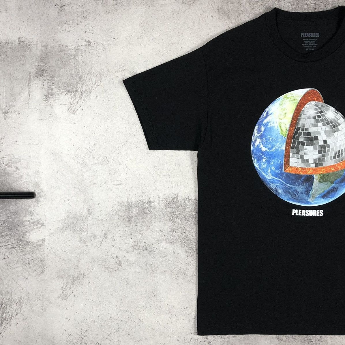 Pleasures Pleasures Dance Disco Ball Earth Graphic Tee Size US M / EU 48-50 / 2 - 7 Thumbnail