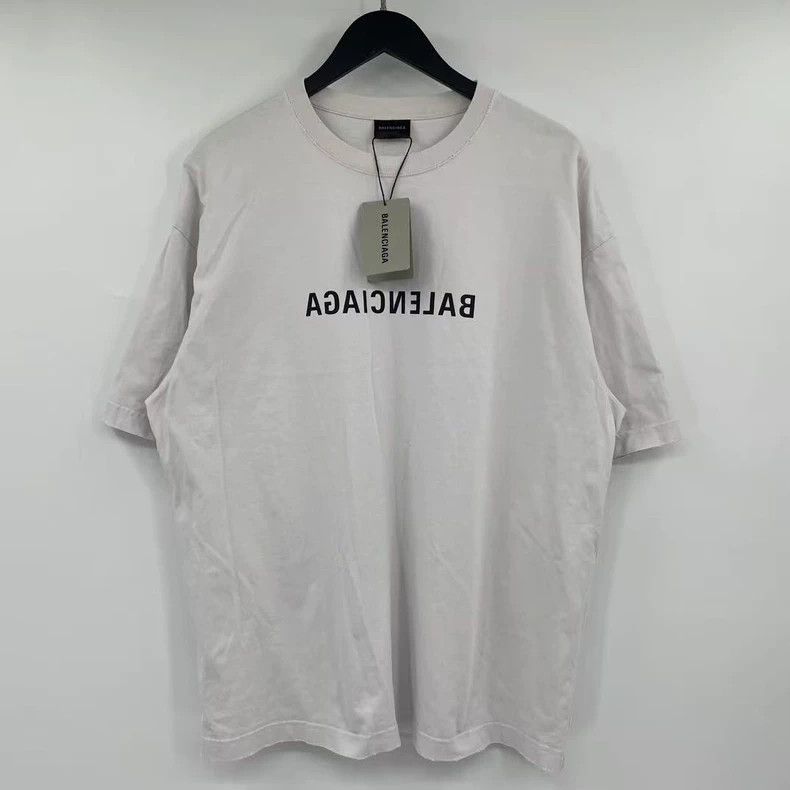 Balenciaga Balenciaga Mirror Reversed Letter Short Sleeve Size US M / EU 48-50 / 2 - 1 Thumbnail