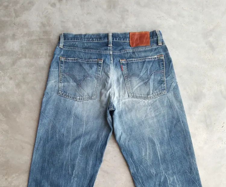 Levi's Vintage Levi's Jeans 502 Distressed Denim 31x30 Size US 31 - 5 Thumbnail