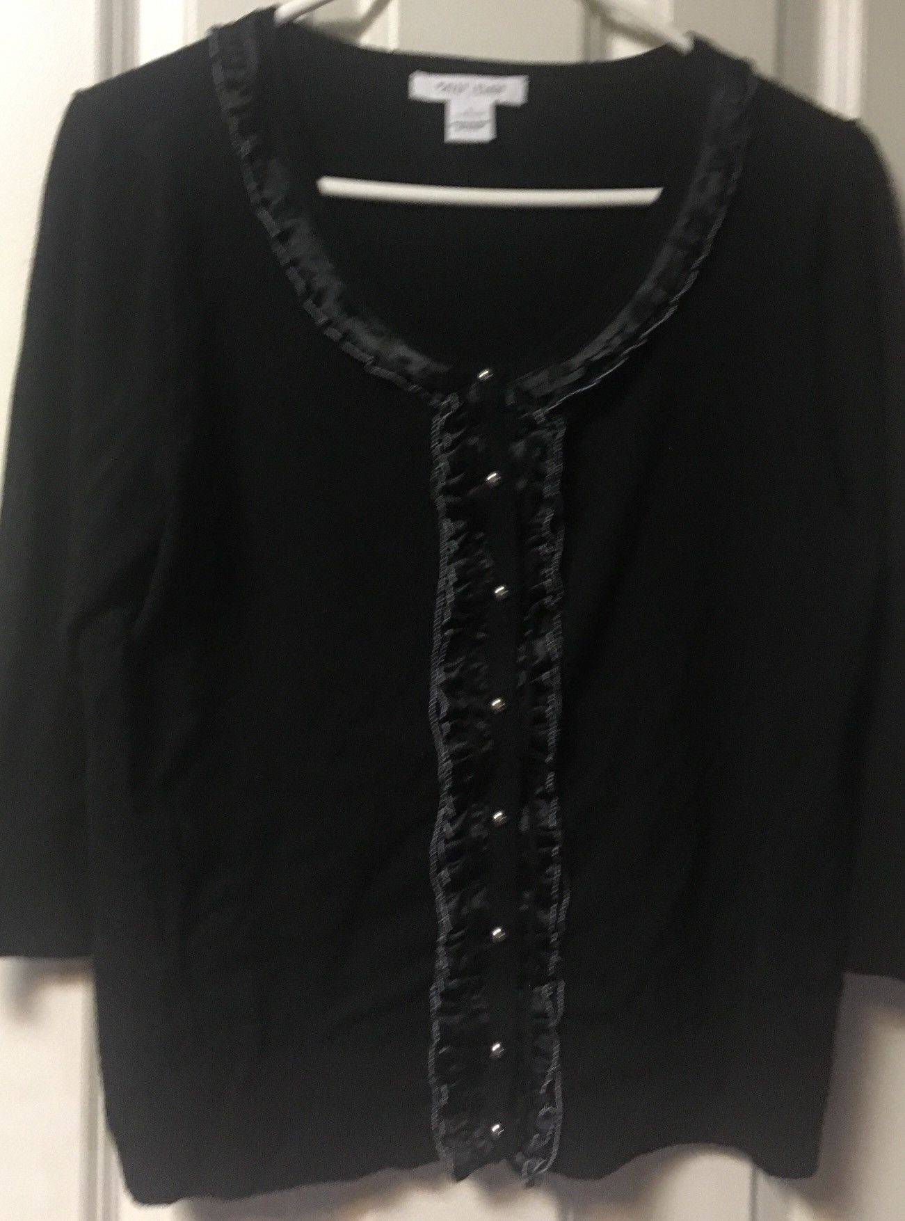 White House Black Market White House Black Market Beautiful Women’s Sweater Large Size L / US 10 / IT 46 - 8 Thumbnail