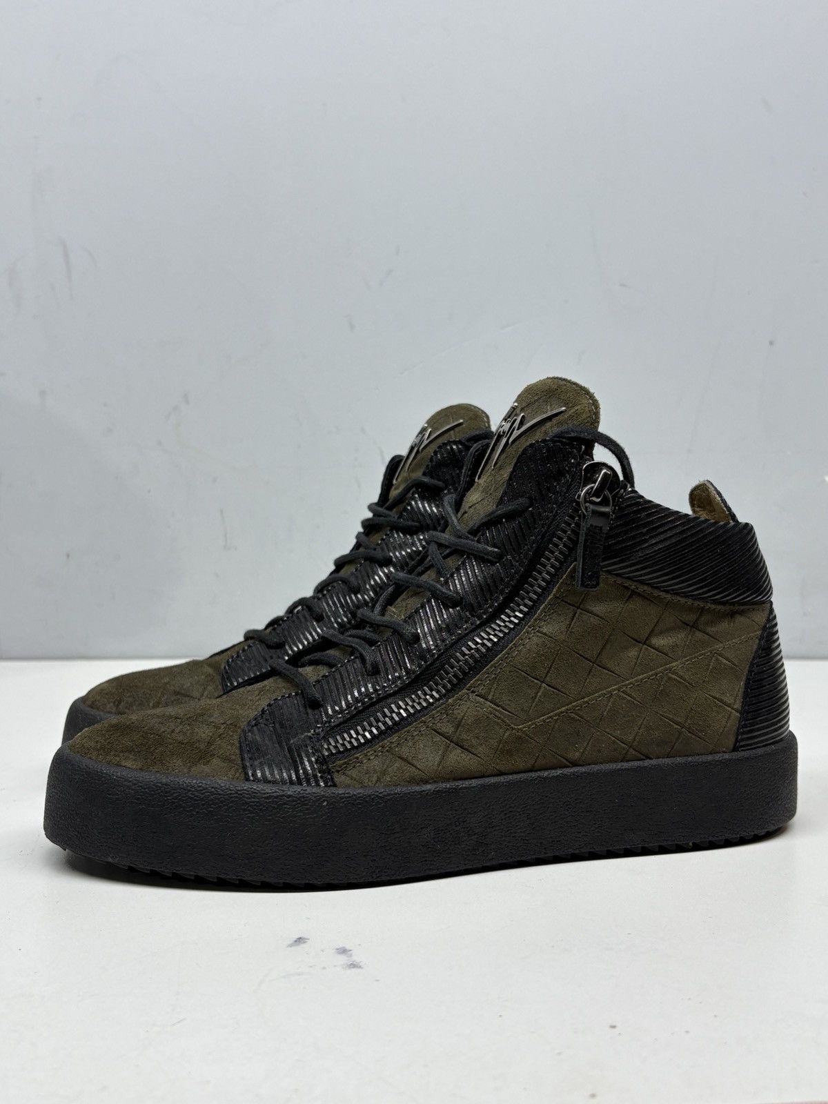 Giuseppe Zanotti Giuseppe Zanotti high top diamond zip sneakers Size US 8 / EU 41 - 4 Thumbnail