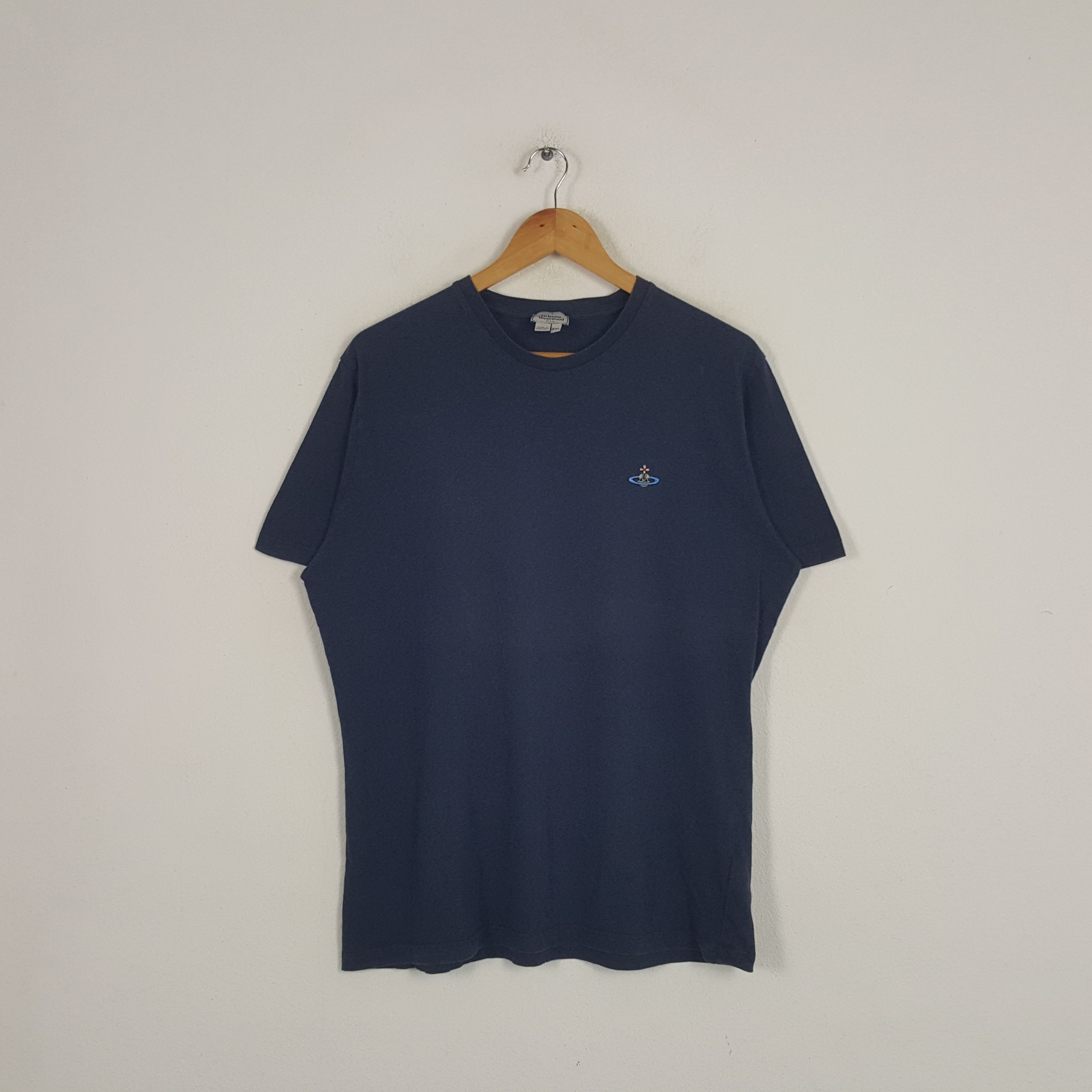 Vintage × Vivienne Westwood Vintage Vivienne Westwood Italian Brand Logo Tshirt Size US L / EU 52-54 / 3 - 1 Thumbnail