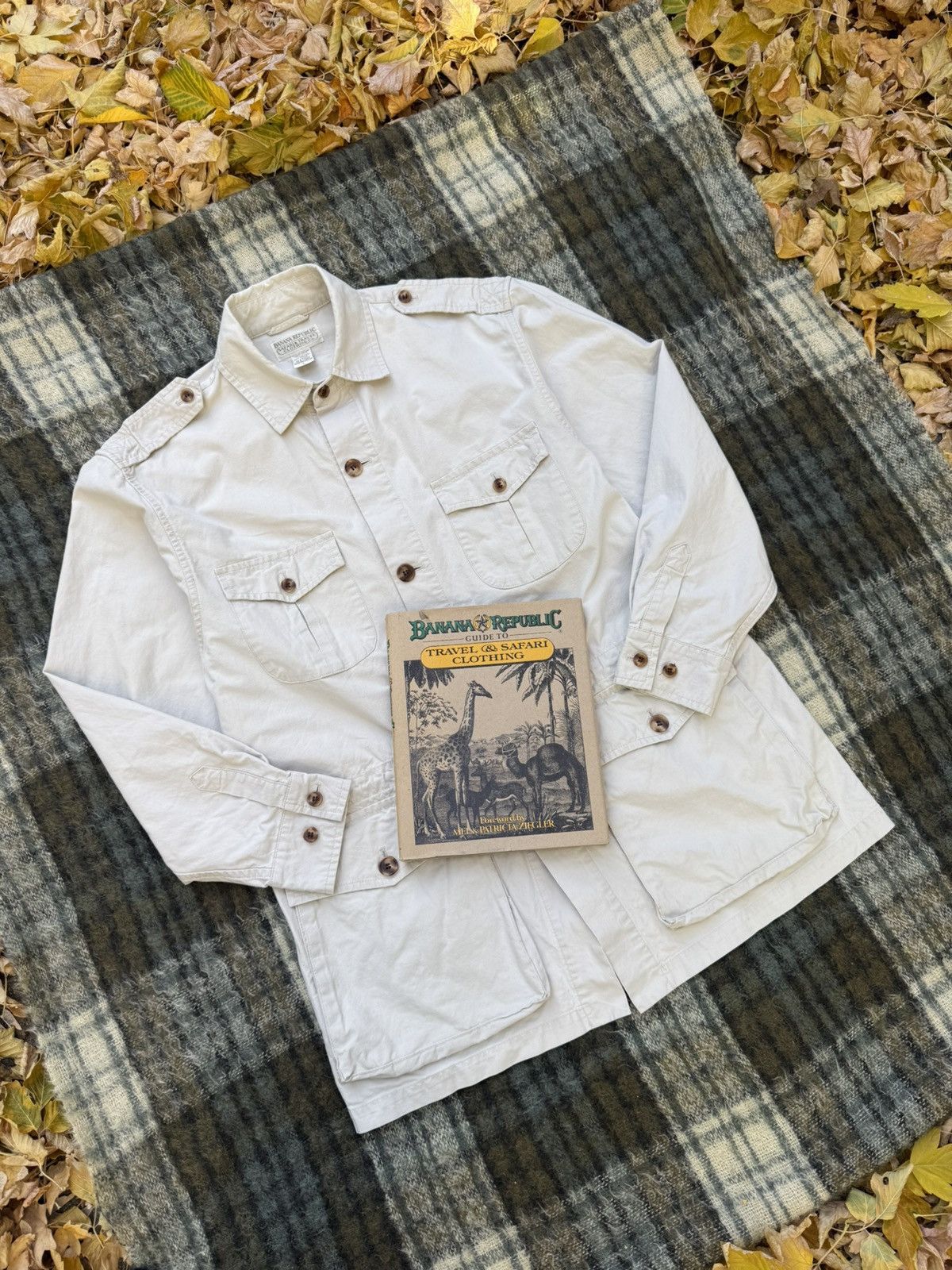 Banana Republic Vintage Banana Republic Canvas Safari Jacket Size US L / EU 52-54 / 3 - 16 Thumbnail