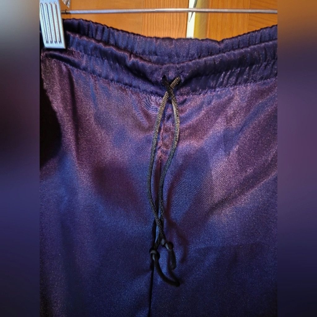 The Unbranded Brand Adonna Vintage Like New 3 Piece Pajama Set Size ONE SIZE - 9 Thumbnail