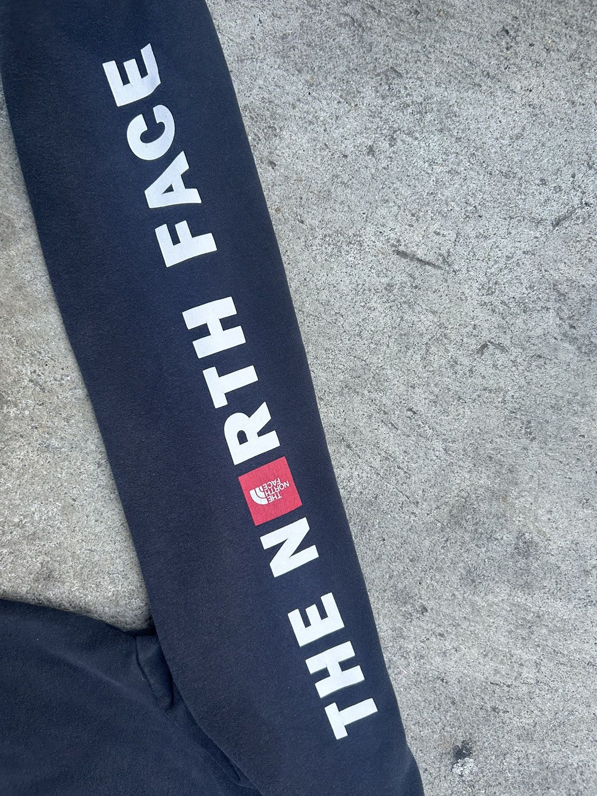 The North Face The North Face Zip Up Size US L / EU 52-54 / 3 - 2 Thumbnail