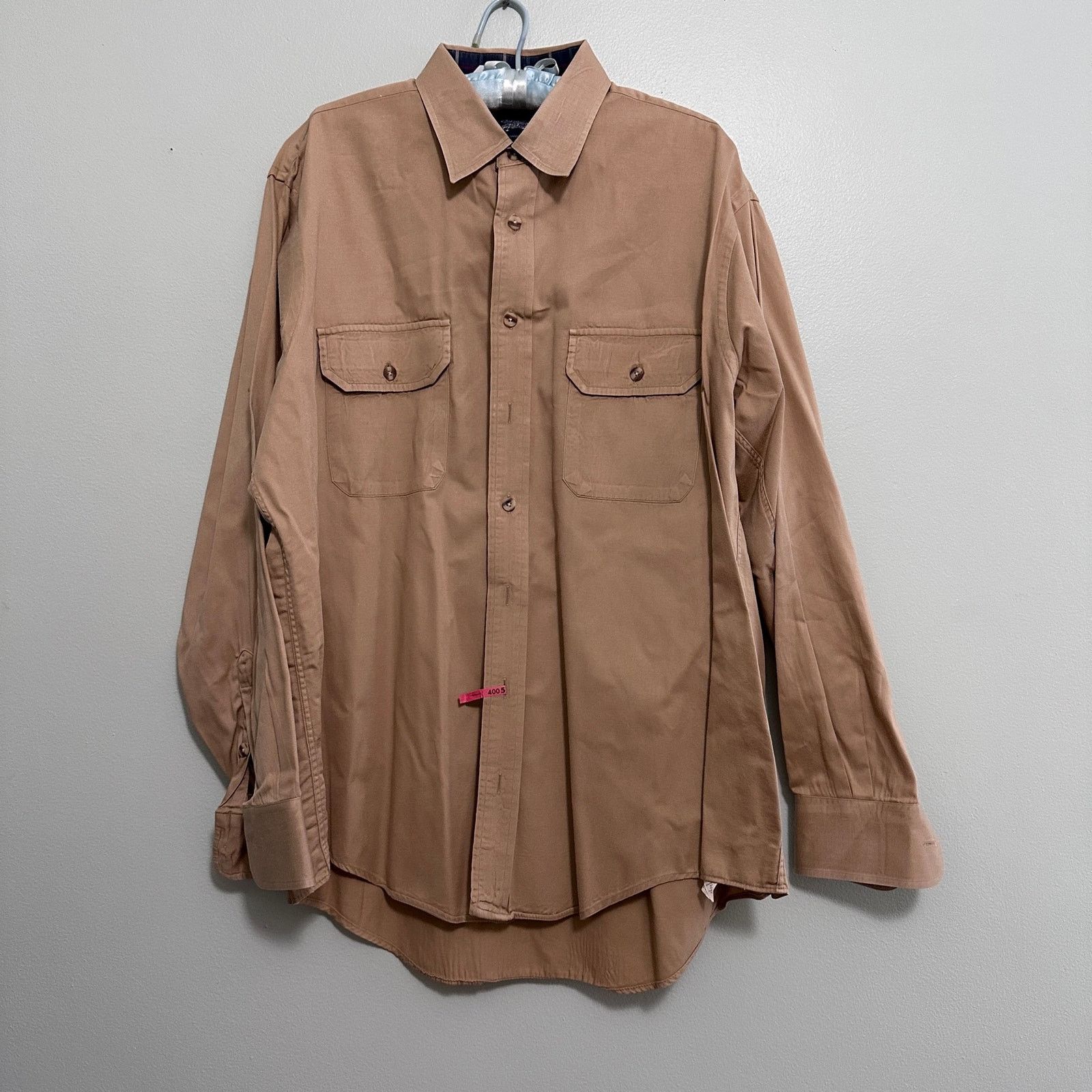 Burberry Vintage Burberry classic tan button down size L Size US L / EU 52-54 / 3 - 2 Thumbnail