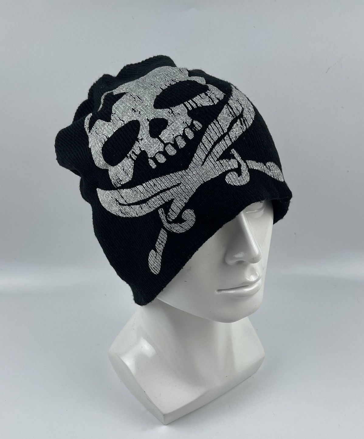 Japanese Brand pirate style skull beanie hat snow cap tc20 Size ONE SIZE - 1 Thumbnail