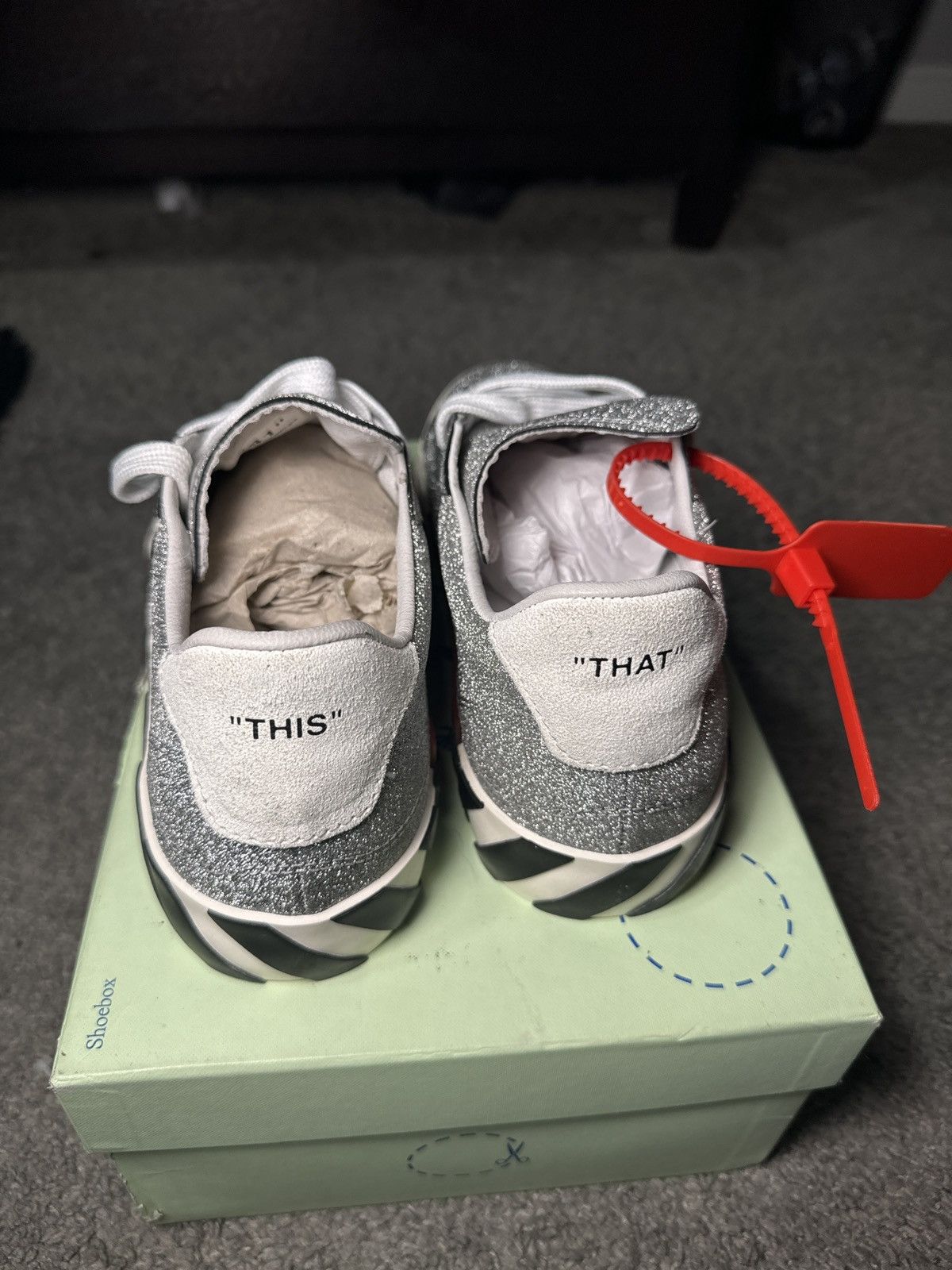 Off-White Silver Glitter Low-Top Vulcanized Sneaker Size US 10.5 / IT 40.5 - 4 Thumbnail