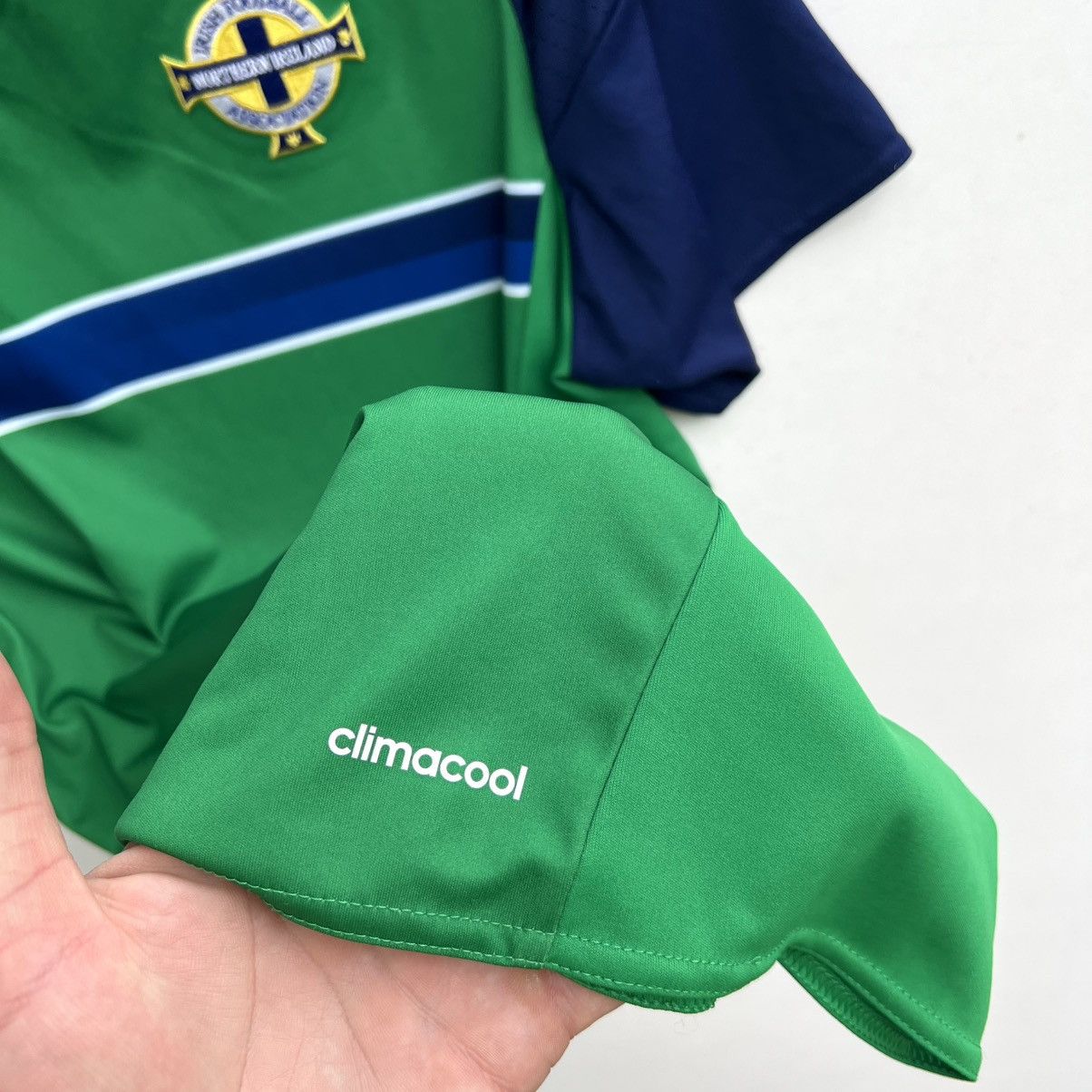 Adidas NORTHERN IRELAND 2016 2017 FOOTBALL SOCCER JERSEY ADIDAS Size US L / EU 52-54 / 3 - 4 Thumbnail