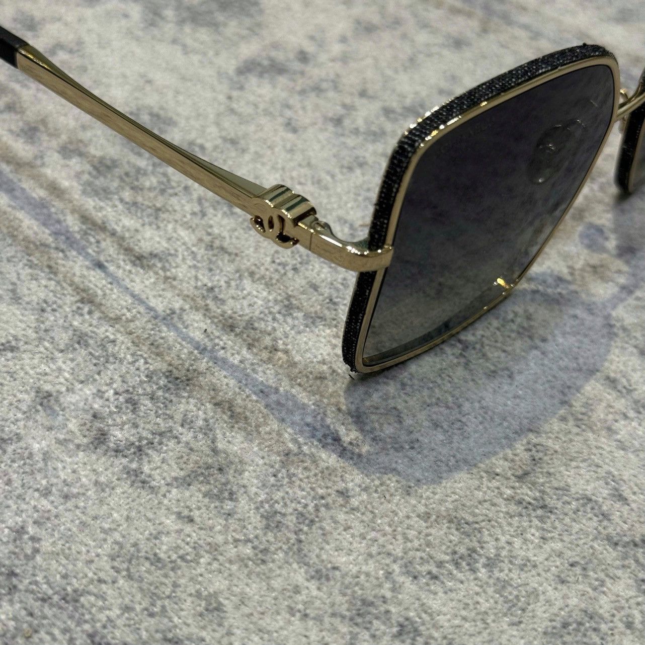 Chanel Chanel 0CH4288Q C395S8 Size ONE SIZE - 3 Thumbnail