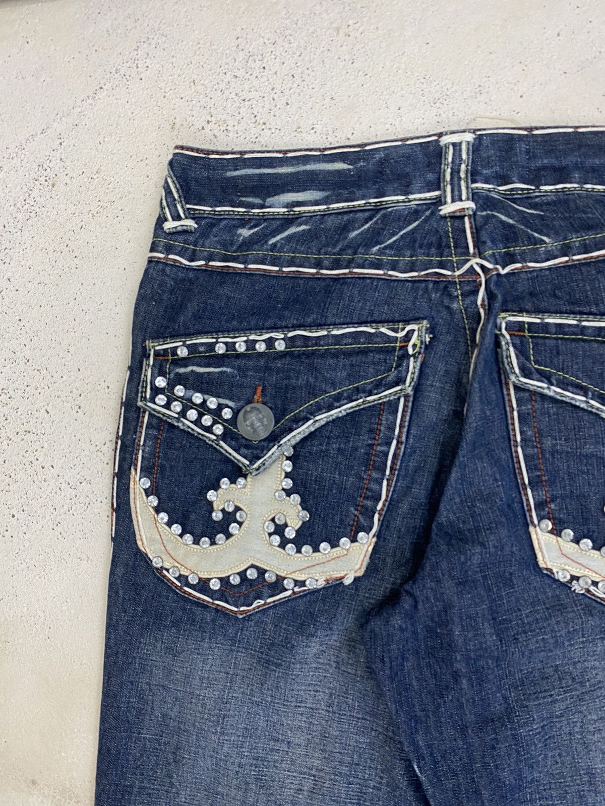 If Six Was Nine Flare Laguna Beach USA Skulls Button Pocket Embellished Size US 33 - 18 Thumbnail