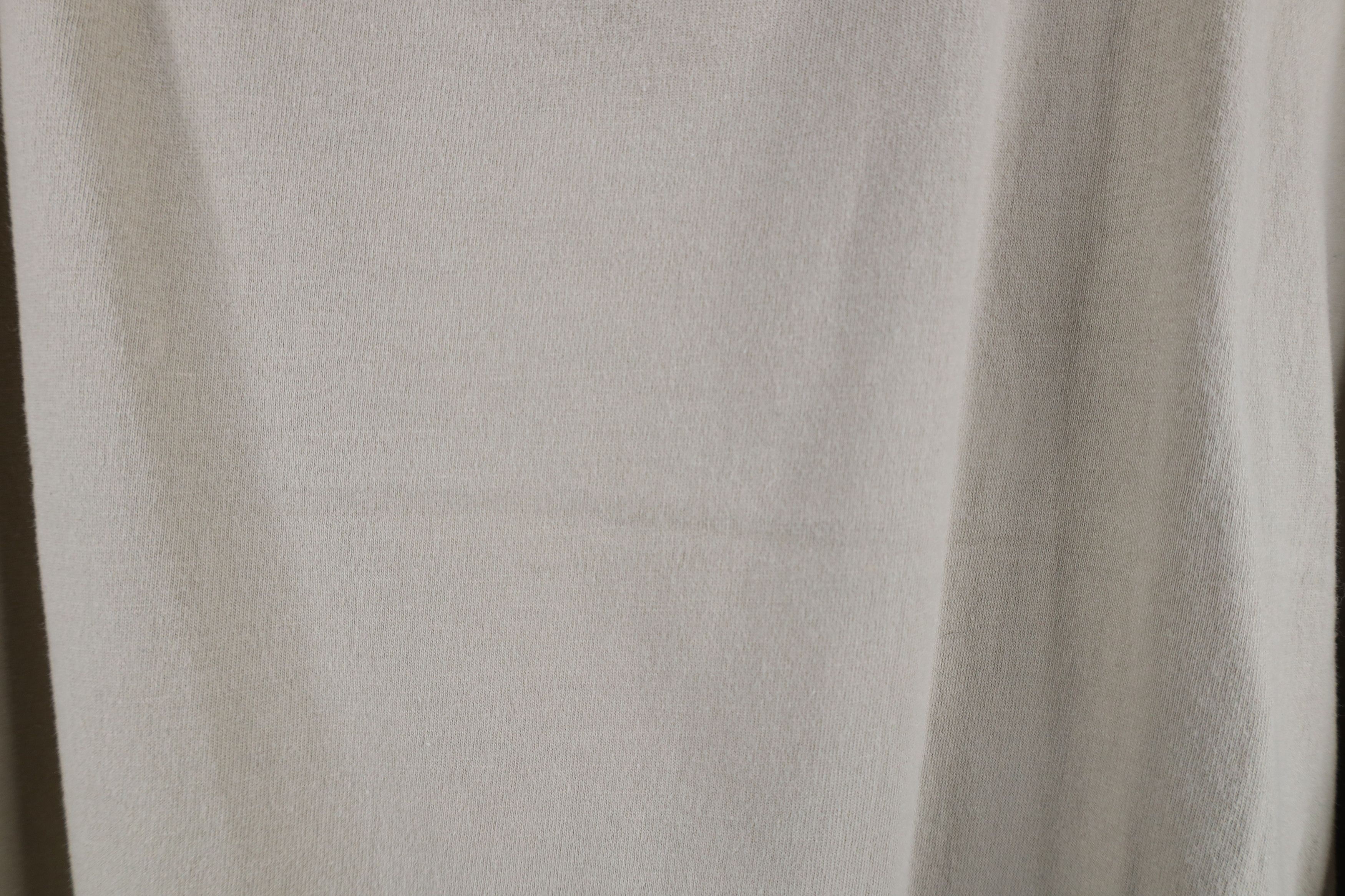 Vintage Vintage 90s Streetwear Short Sleeve T-Shirt Beige Cotton Size US L / EU 52-54 / 3 - 4 Thumbnail