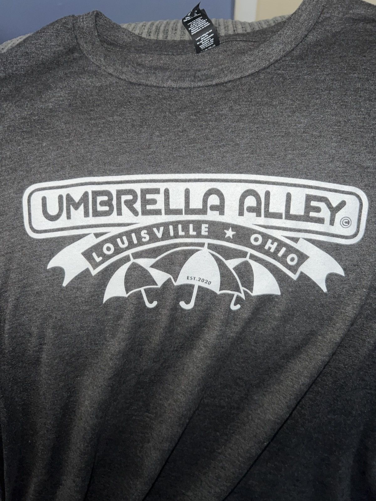 Hypebeast District Umbrella Alley Tee Size US XXL / EU 58 / 5 - 2 Thumbnail