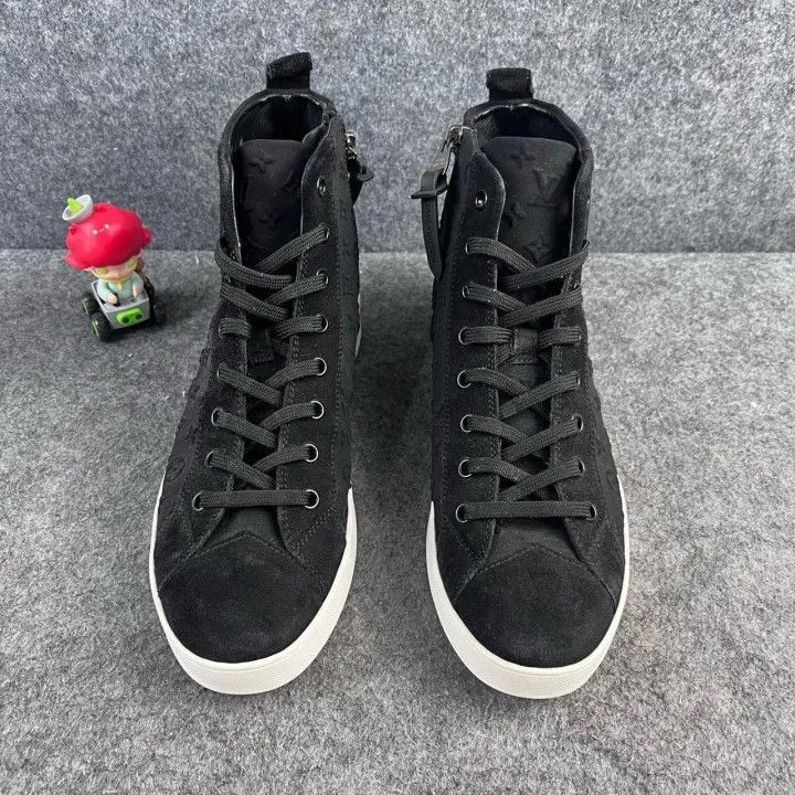 Other Louis Vuitton High-Top Lace-Up Sneakers -2508 Size US 7.5 / EU 40-41 - 2 Thumbnail