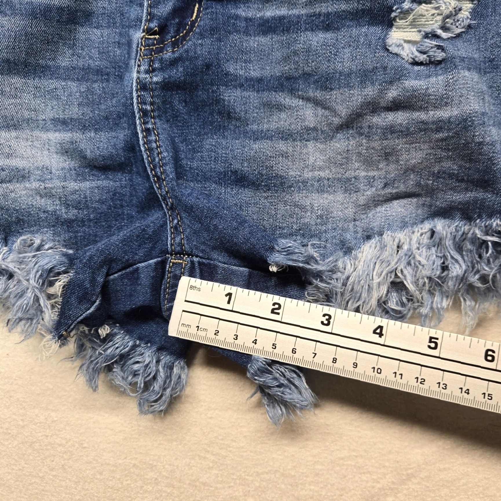 Vintage Unbranded Shorts Women S Blue Denim Cut-Off Distressed High Rise 2.0 in Inseam Casual Summer Womens Size 28" / US 6 / IT 42 - 5 Thumbnail