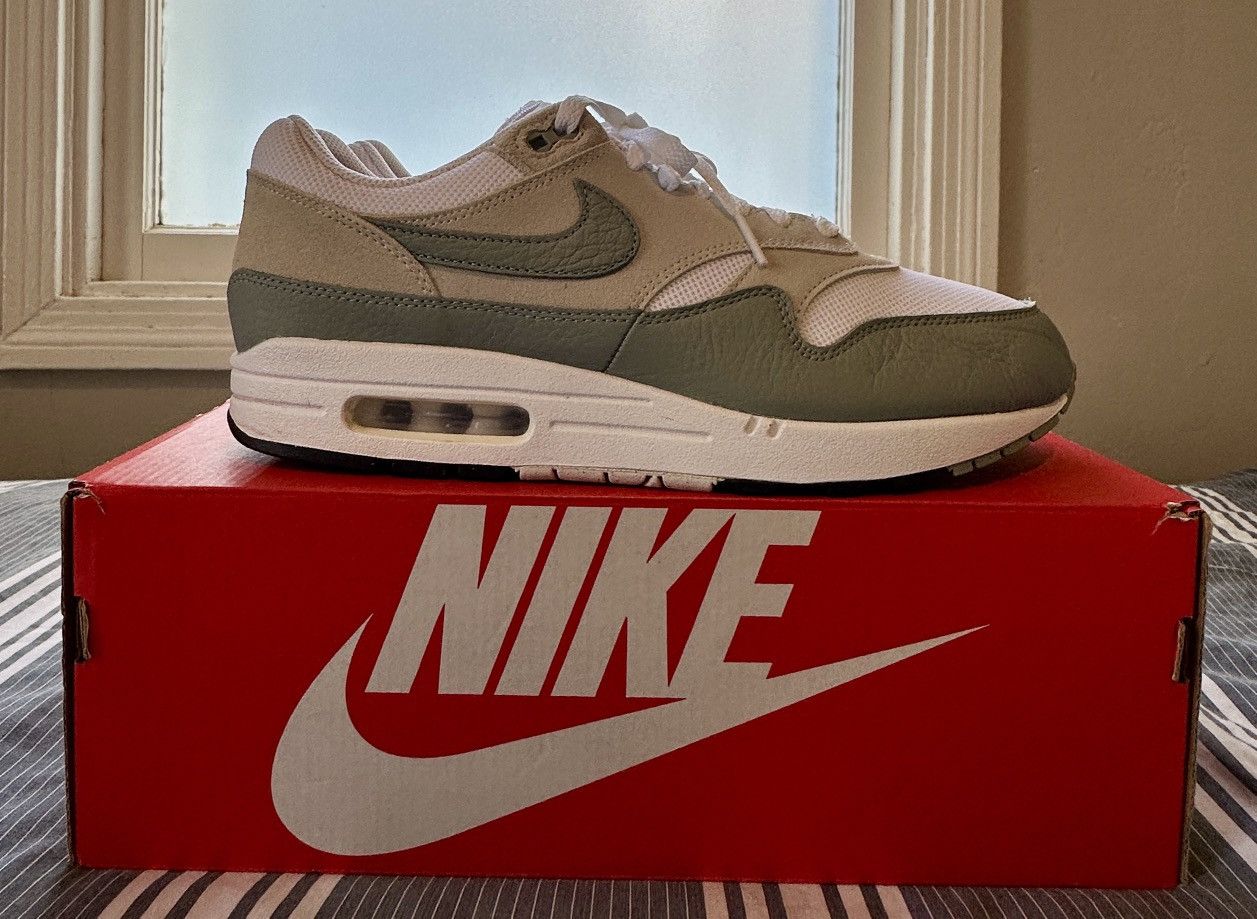 Nike Nike Air Max 1 SC “Mica Green” Size US 11 / EU 44 - 4 Thumbnail