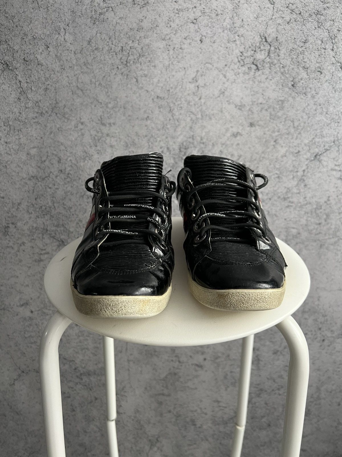Dolce & Gabbana Vintage Dolce&Gabbana Patent Leather Low Top Sneakers DG Y2K Size US 9 / EU 42 - 2 Thumbnail