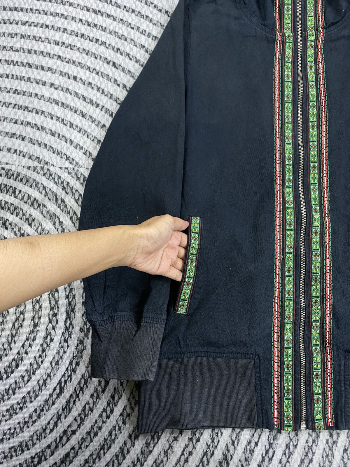Japanese Brand Vintage Titicaca Navajo Lining Zipper Hoodie Size US S / EU 44-46 / 1 - 6 Thumbnail
