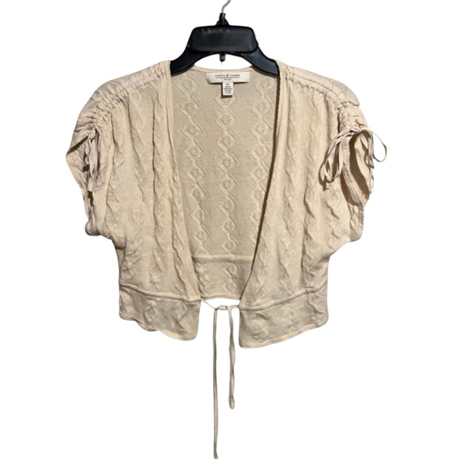 Other Forth & Towne Prize Cream Knit Cropped Short Sleeve Cardigan Size M / US 6-8 / IT 42-44 - 1 Thumbnail