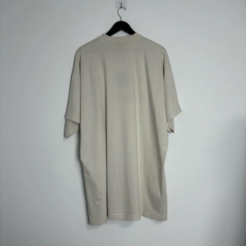 Balenciaga Balenciaga Apple Be Different embroidered Logo washed shor Size US M / EU 48-50 / 2 - 2 Thumbnail