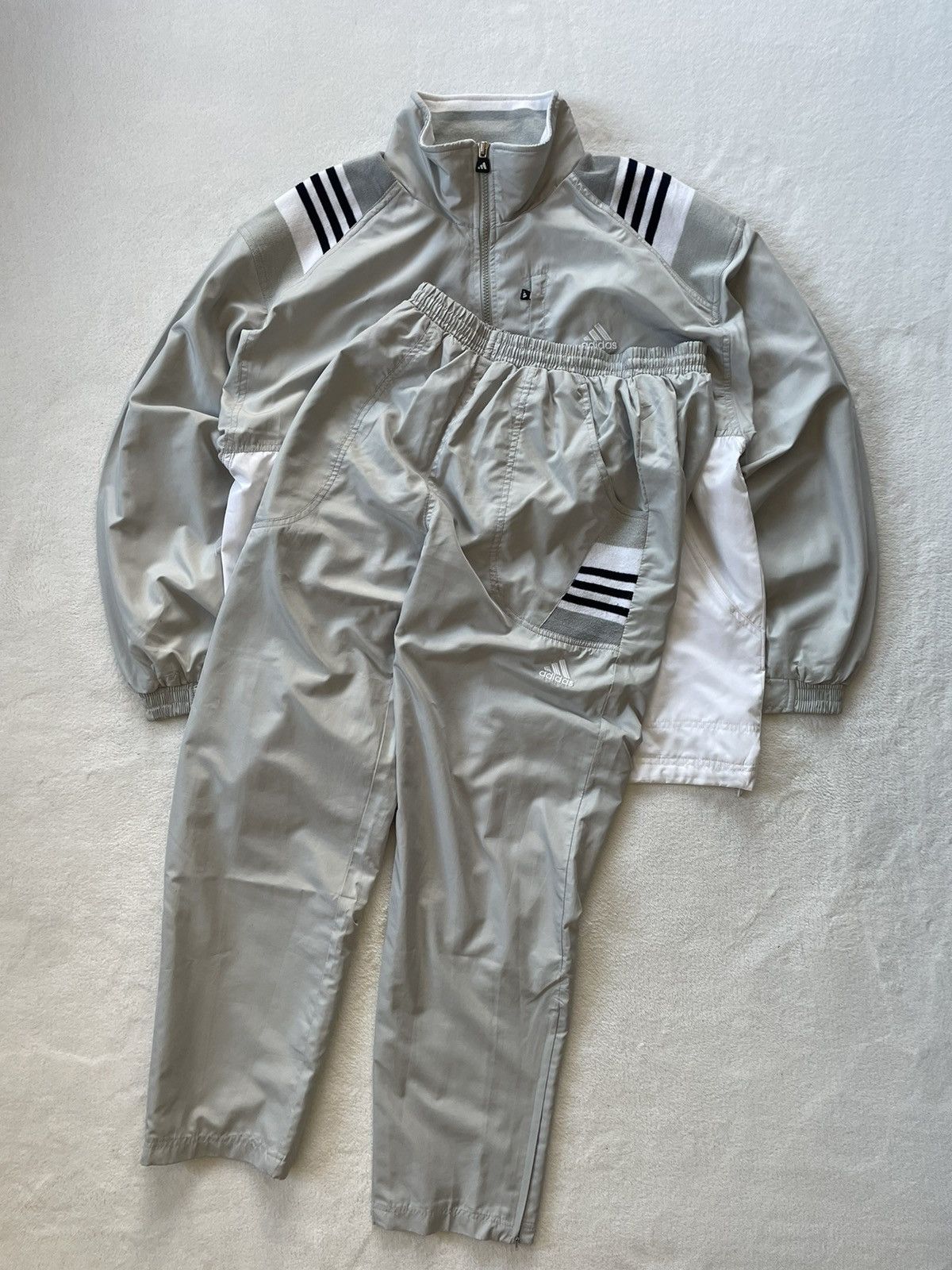 Adidas × Vintage 🫒 ADIDAS RETRO TRACKSUIT JACKET + PANTS Y2K 90’s Size US L / EU 52-54 / 3 - 1 Thumbnail