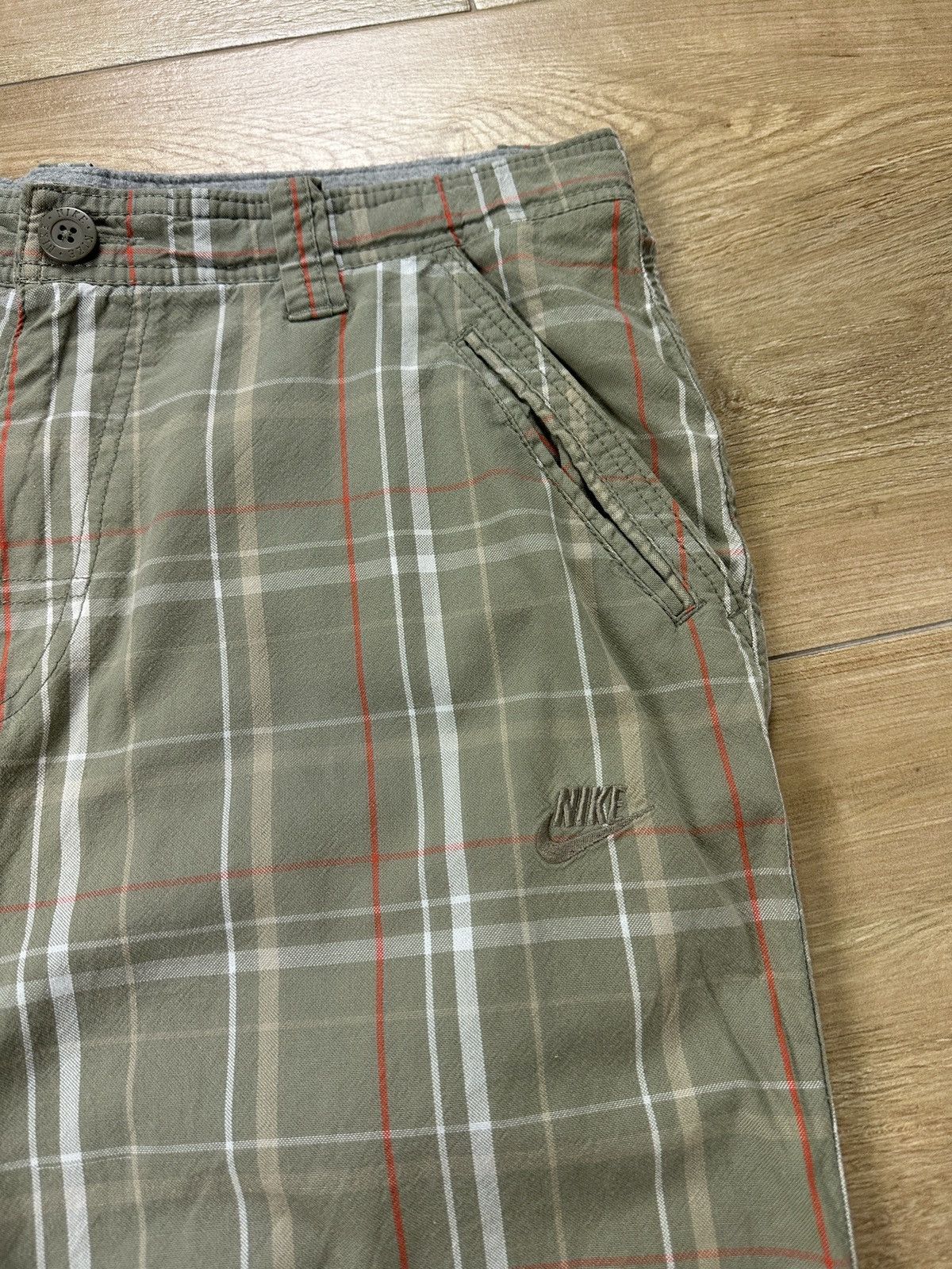 Nike × Vintage Vintage Y2K Nike Shorts Size US 30 / EU 46 - 4 Thumbnail