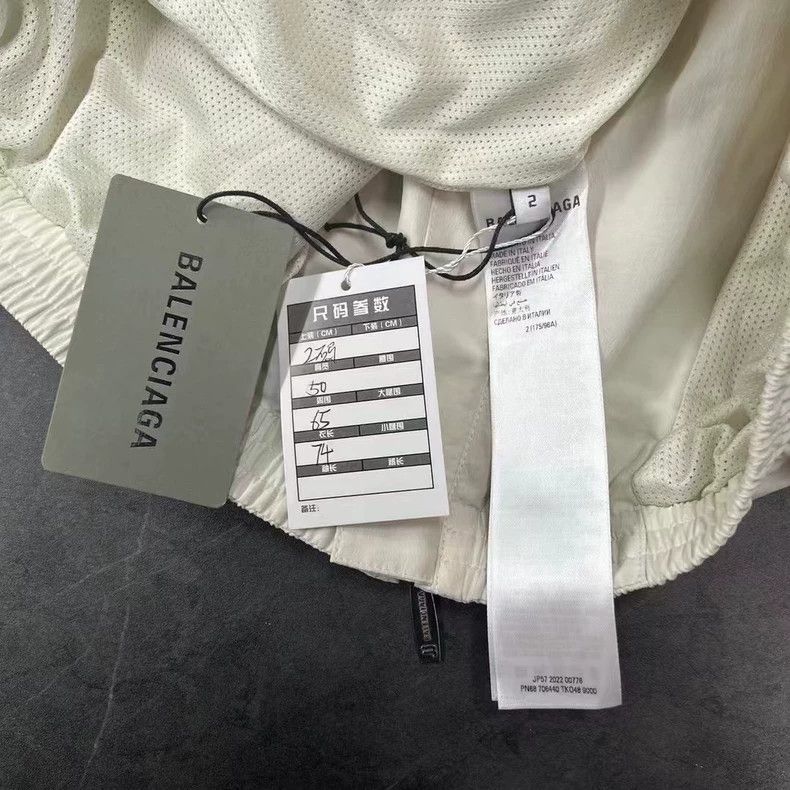 Balenciaga Balenciaga 22FW White Shoulder Pads Nylon Sports Jacket Size US M / EU 48-50 / 2 - 7 Thumbnail