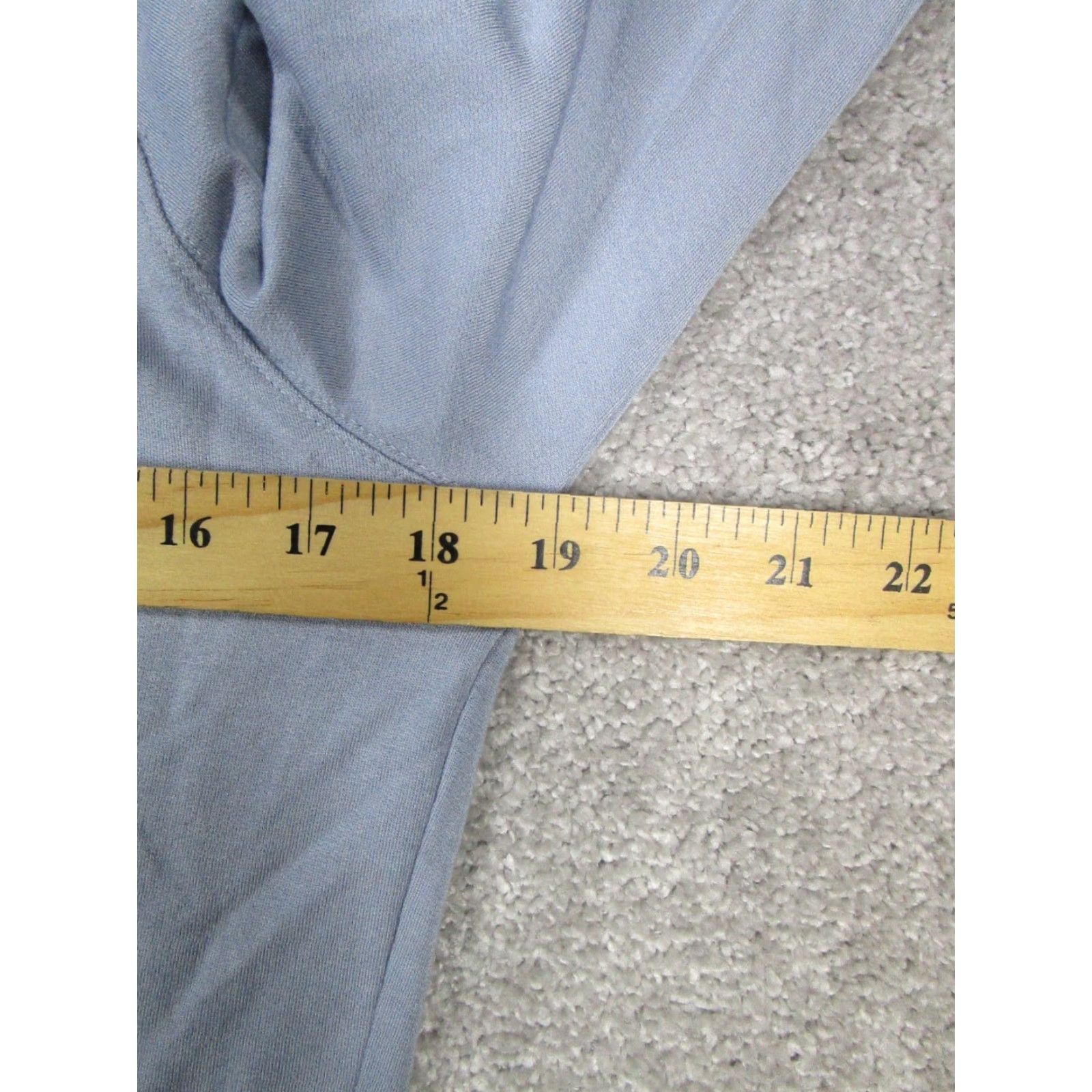 Athleta Athleta Shirt Womens S Blue Yoga Pullover Pullover Casual Activewear Womens Small Blue Athleta Shirt S Yoga Pullover Size S / US 4 / IT 40 - 6 Thumbnail