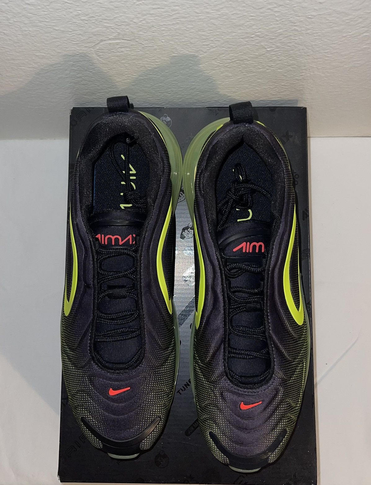 Nike Nike Air Max 720 - Retro Future - Sz 9.5 - New DS Size US 9.5 / EU 42-43 - 4 Thumbnail