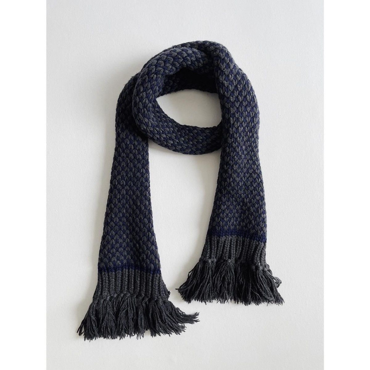 image of Gucci Scarf in Gray/Navy, Men's