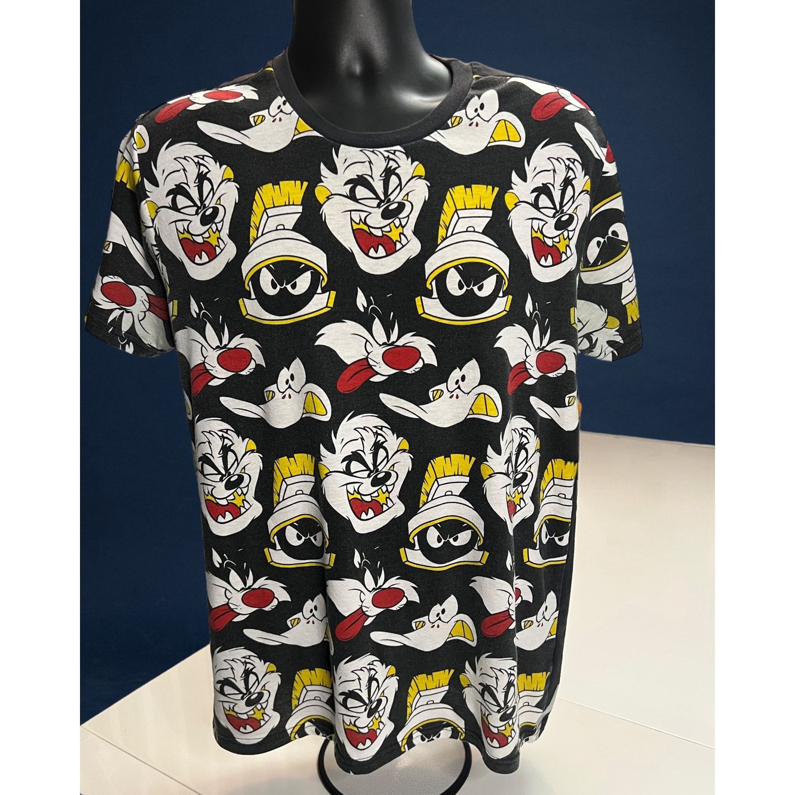 Other Looney Tunes Characters All-Over Print T-Shirt Size Large Size US L / EU 52-54 / 3 - 1 Thumbnail