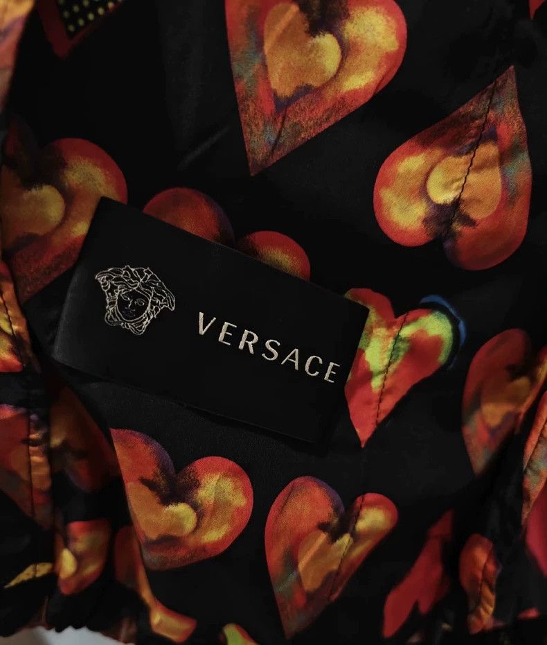 Versace Versace Heart print coat Size US M / EU 48-50 / 2 - 3 Thumbnail