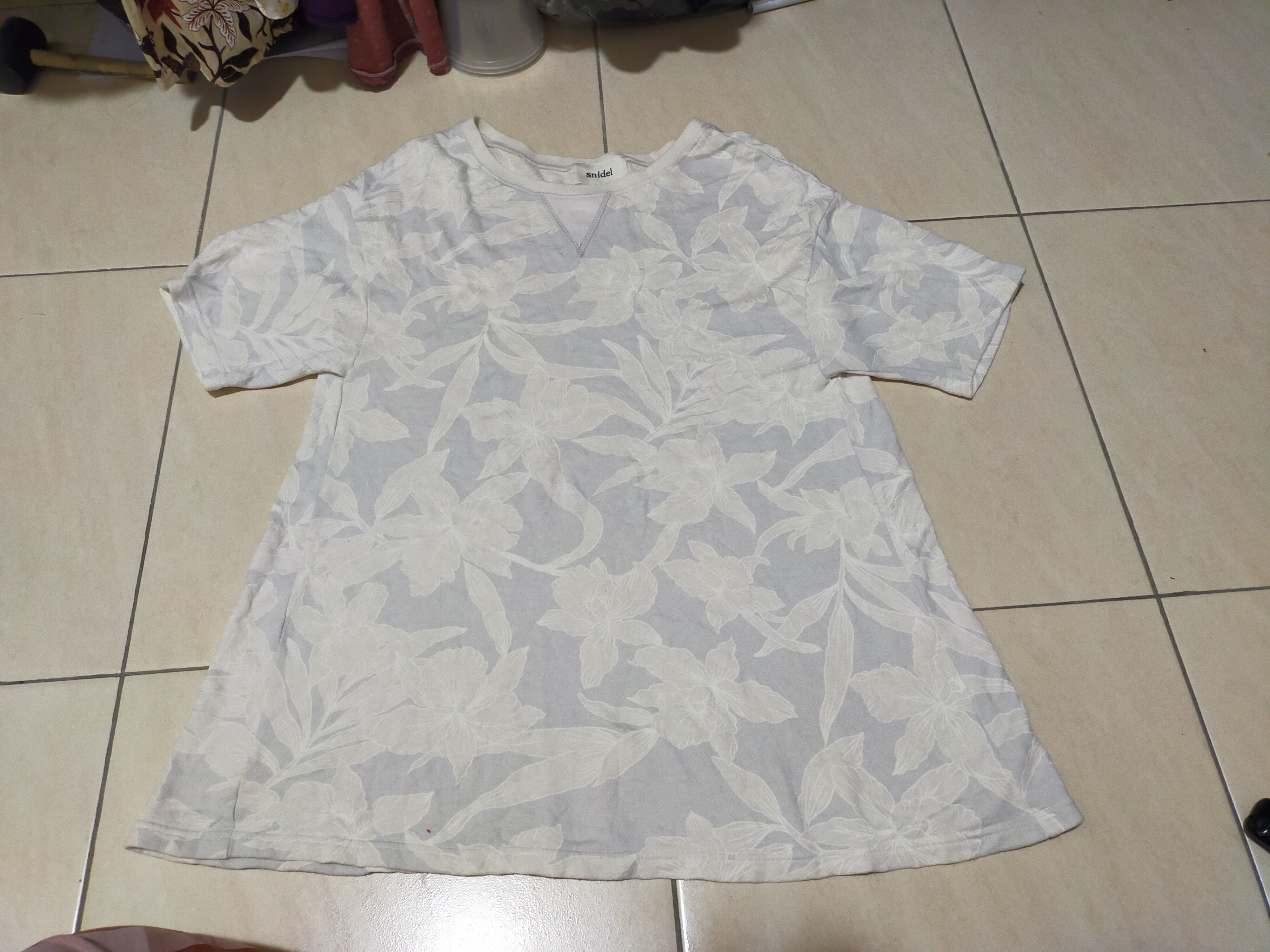 Other SNIDEL FLOWER T SHIRT Size M / US 6-8 / IT 42-44 - 6 Thumbnail