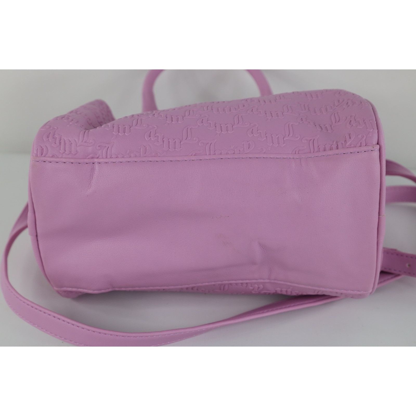 Juicy Couture Vintage Y2K Juicy Couture Heart Babydoll Bella Purse Size ONE SIZE - 10 Thumbnail