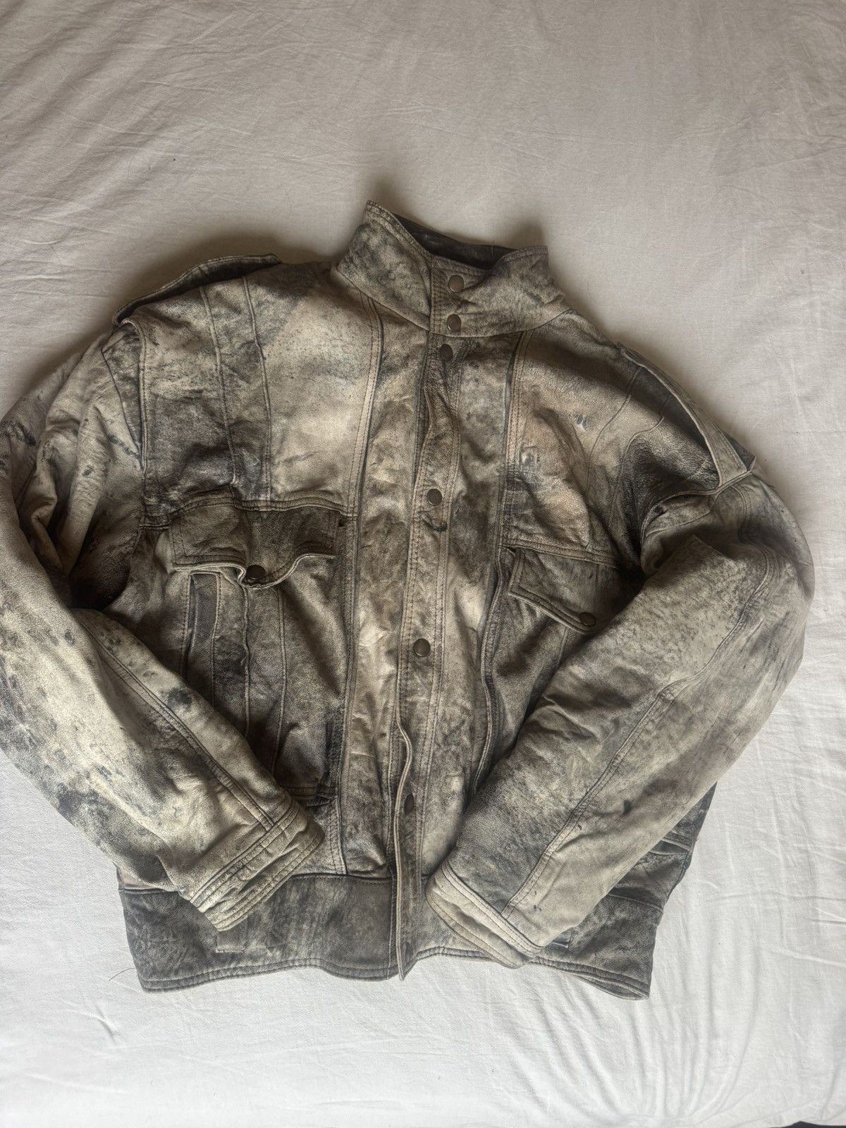 Vintage Oversized khakim military leather bomber jacket size M-L Size US L / EU 52-54 / 3 - 4 Thumbnail