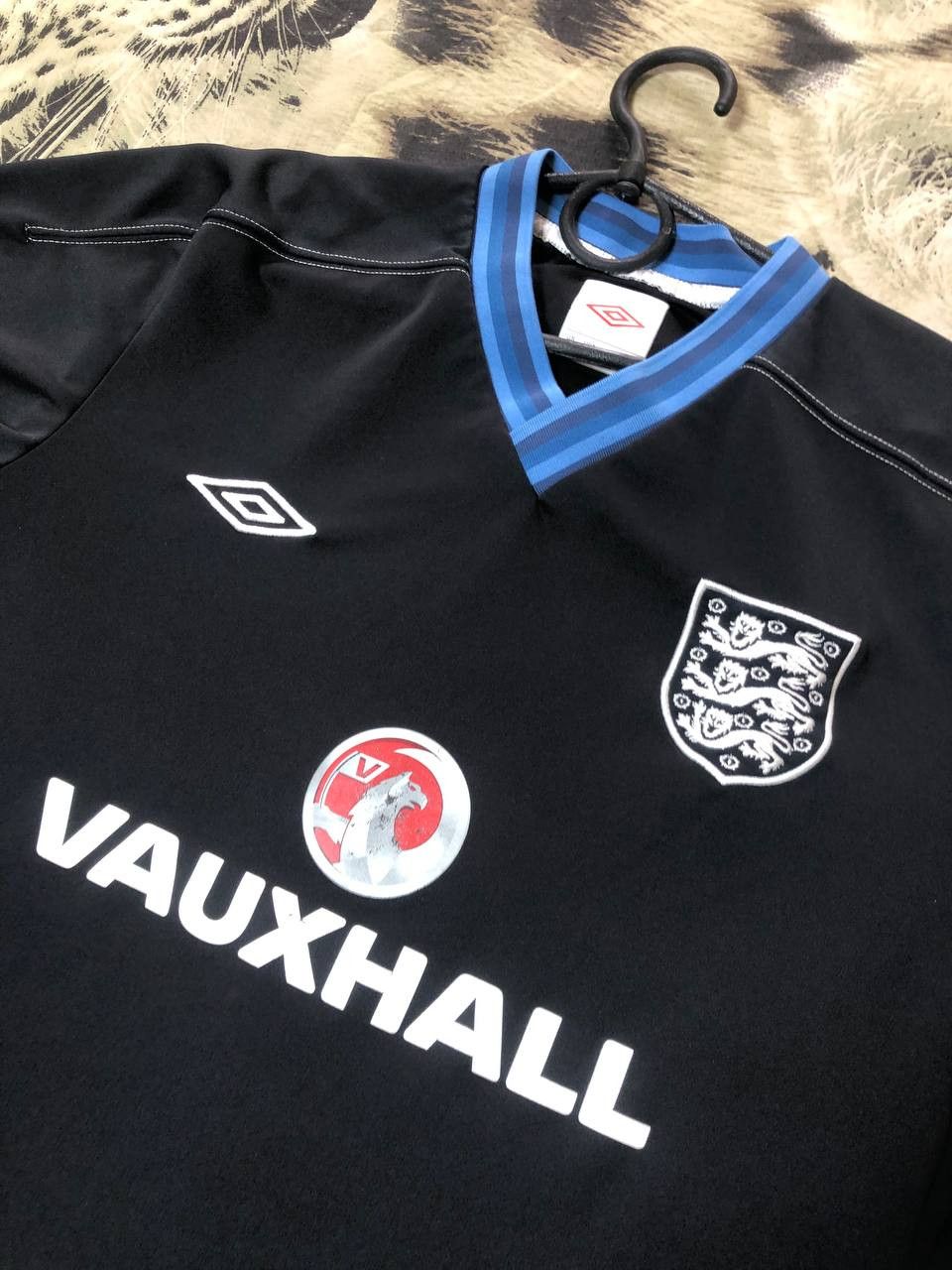 Umbro Umbro Jersey ENGLAND Size US XL / EU 56 / 4 - 8 Thumbnail