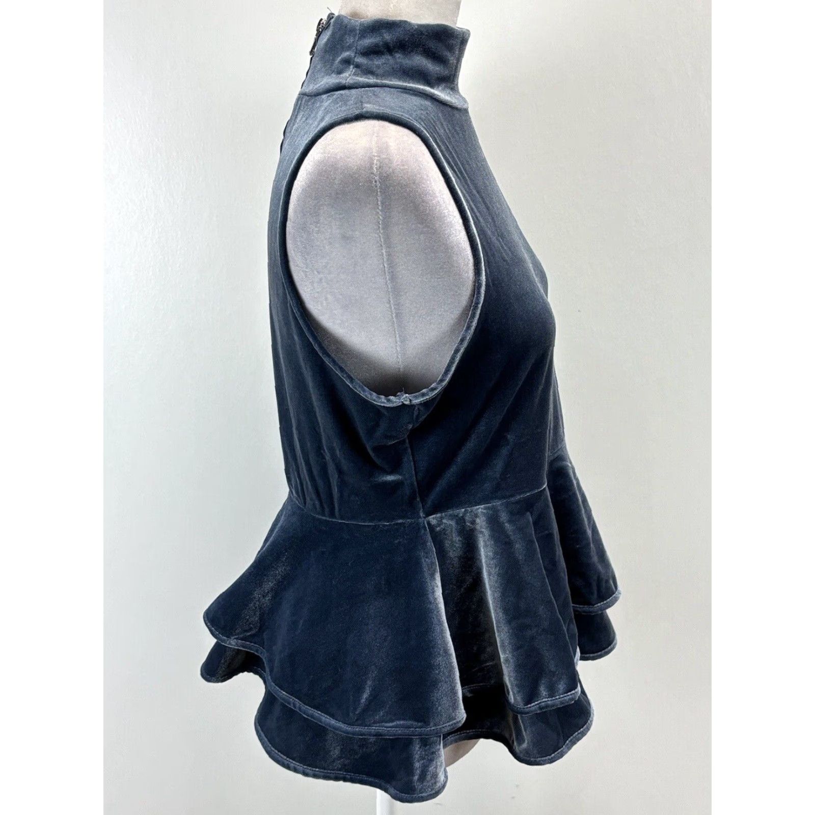 Velour Torn By Robby Kobo Velour Shirt Top Women's Medium Blue Sleeveless Peplum Size M / US 6-8 / IT 42-44 - 4 Thumbnail